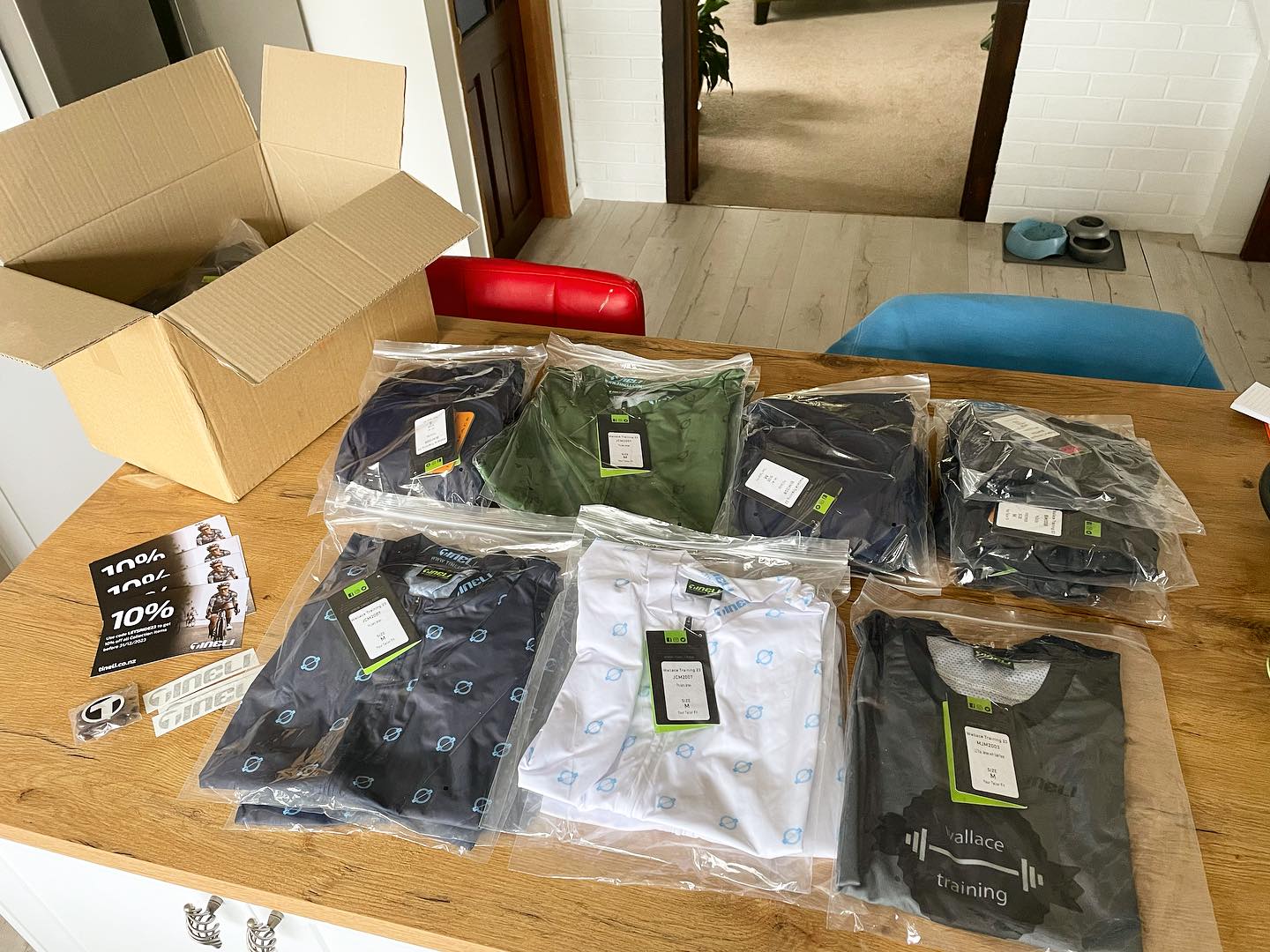 First batch of New Season race kit has arrived for some WT athletes! Big thanks to @tinelinz for the sharp pricing and excellent turn around time. Super excited to see this at the races and out there getting training done ๐