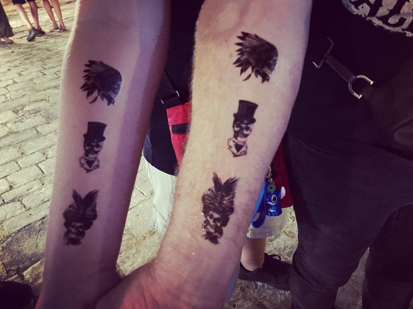 Tel père tel fils !!! @poptattoo.fr #tatouageephemere #baratattoo #jeudisdenimes