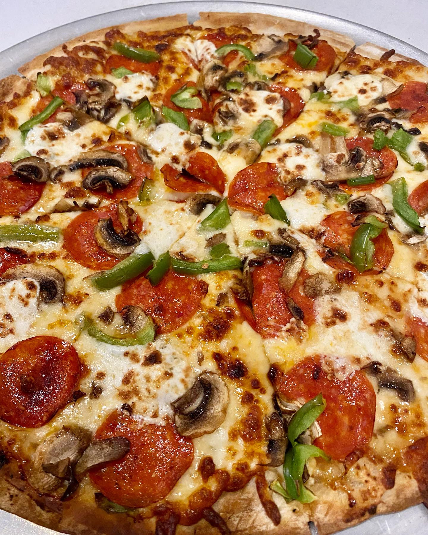 #jpspizza #jpspizzaandgrill #pizza #labourday #pizzanight #wilmette