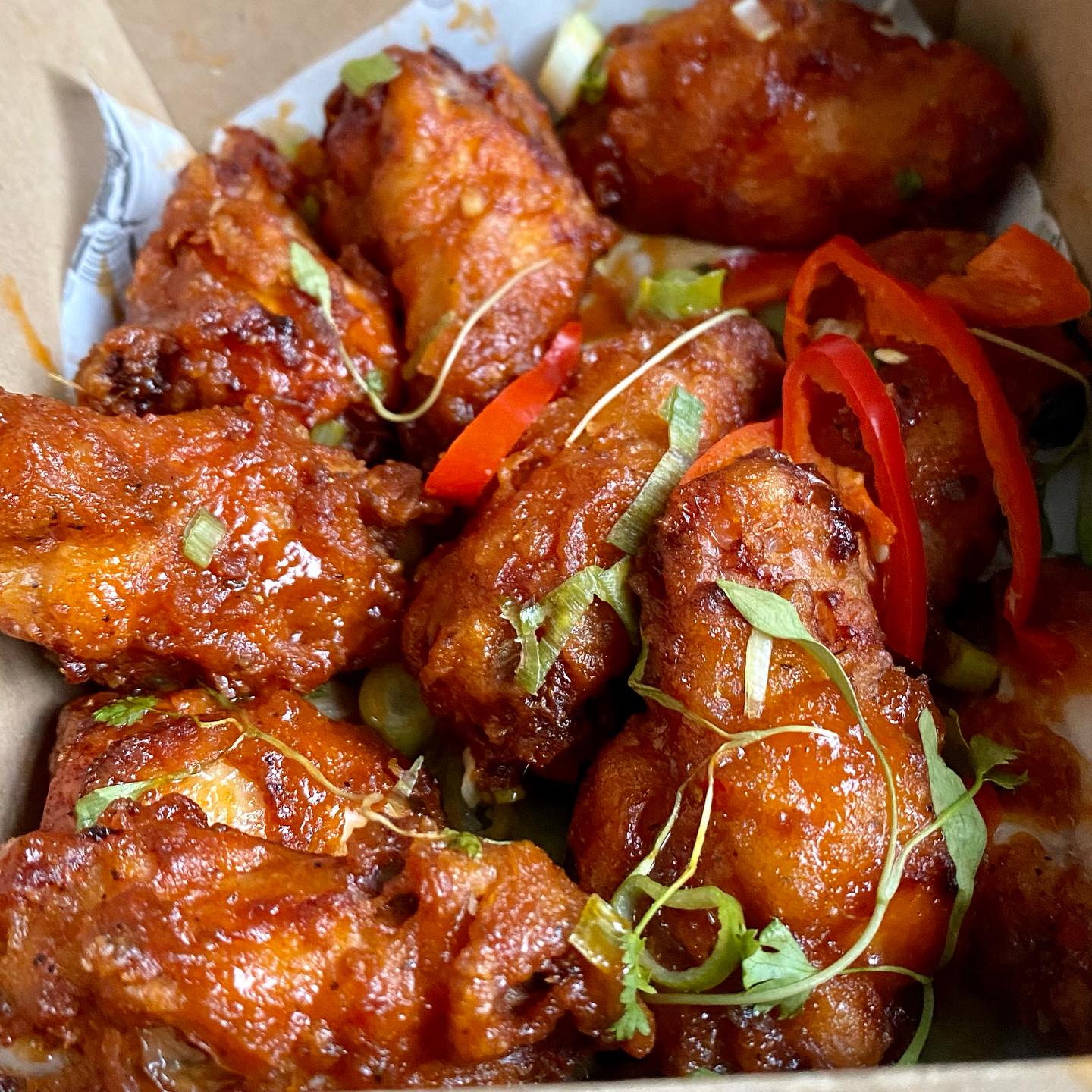 Once again blown away by the incredible quality of @hillbillys_streetkitchen dirty fries and Korean bbq wings.
.
.
.
.
.
.
#streetfood #wings #fries #dirtyfries #brisket #delicious #tasty #food #foodporn #foodie #bbq #spicy