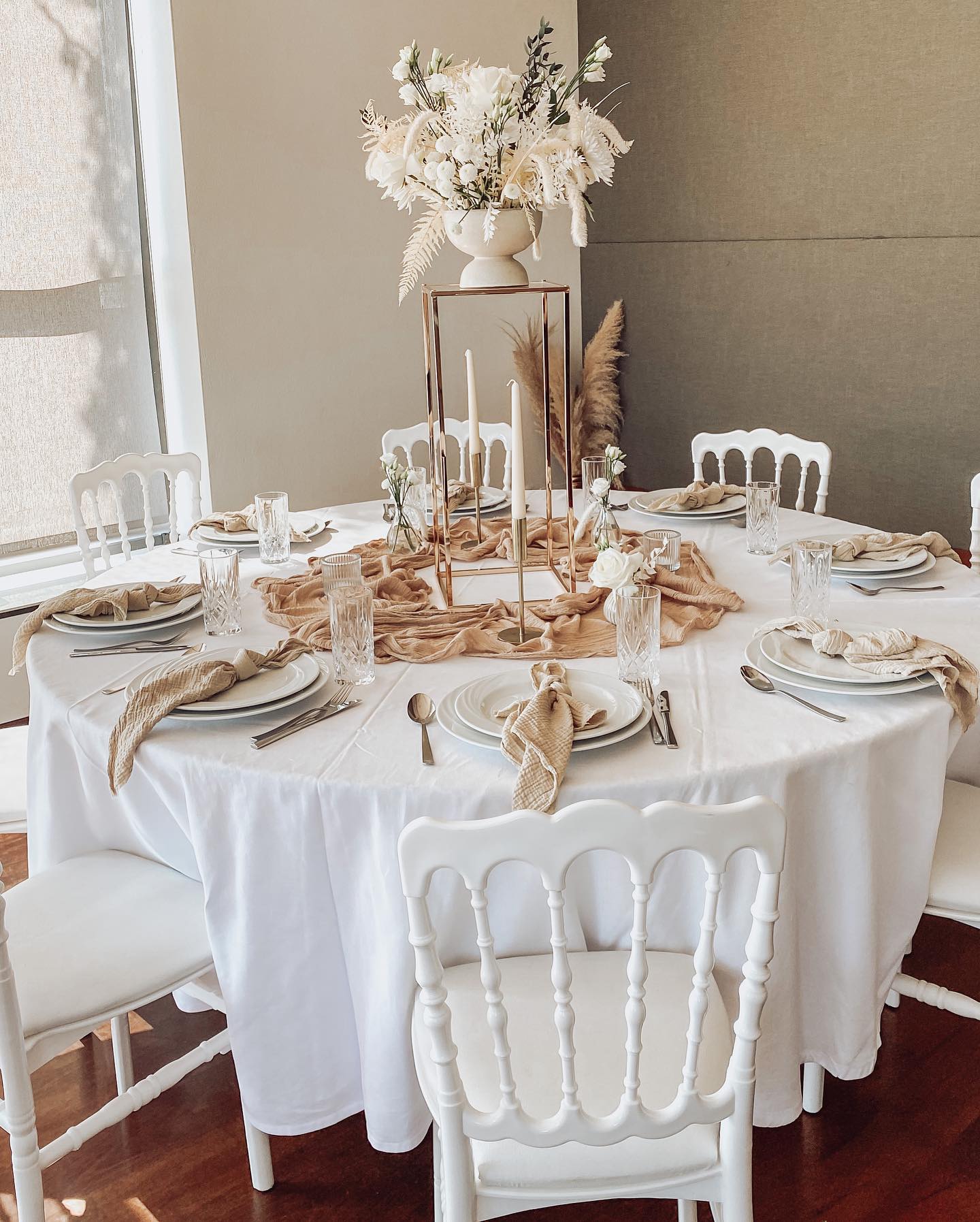 Wedding Inspiration ✨🤍
Einfach schön, wenn Kulturen und Familien zusammenkommen, um diesen ganz besonderen Tag feiern.
#hochzeitslocation #hochzeitsdeko #bohostyle #whitewedding #dekoverleih #dekoverleihösterreich #heirateninösterreich #weddinginspiration