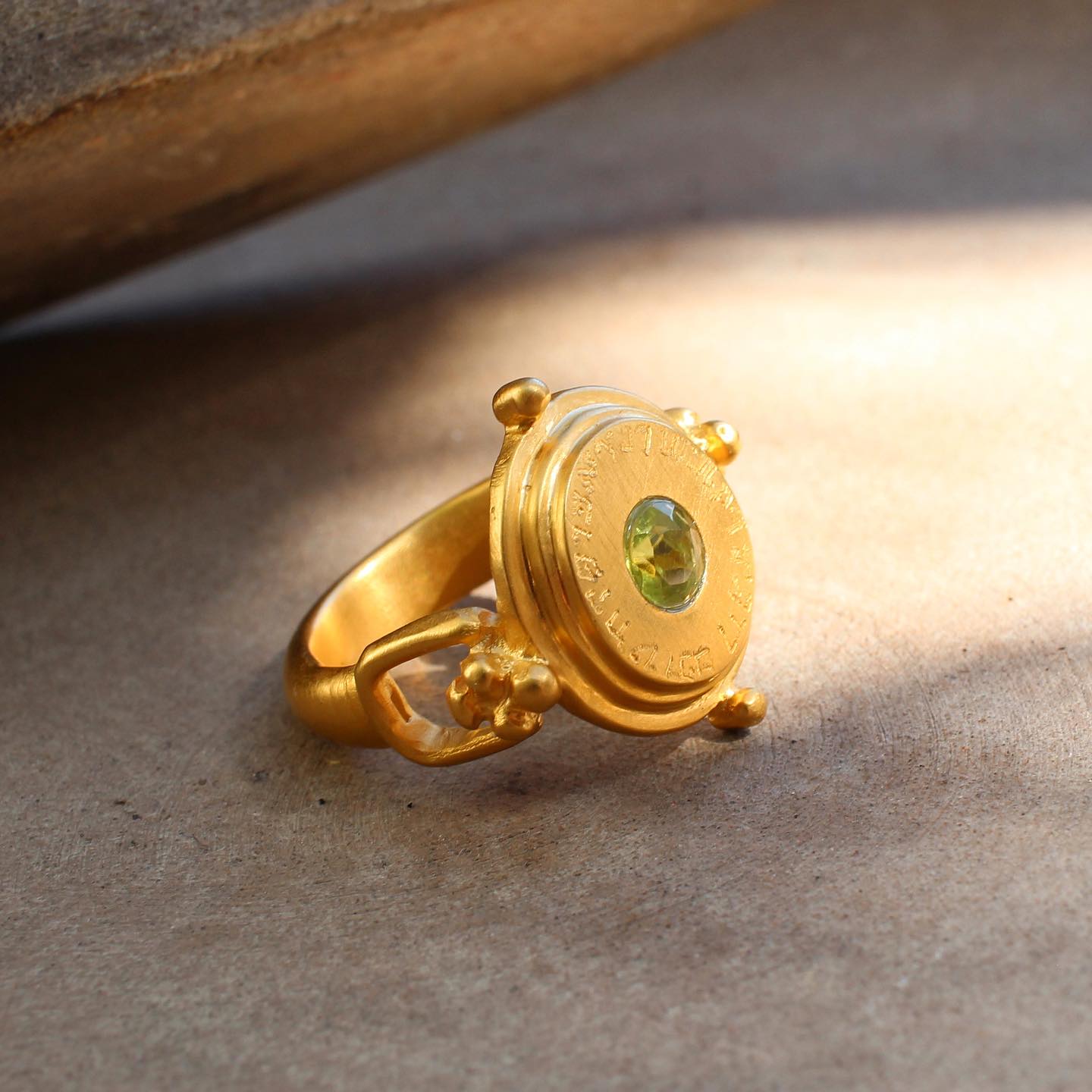 The Peridot ring is not just a piece of jewelry, but also a symbol of luck and prosperity. The green hue of the Peridot represents freshness, vitality, and harmony. It is a perfect accessory to add a touch of elegance.