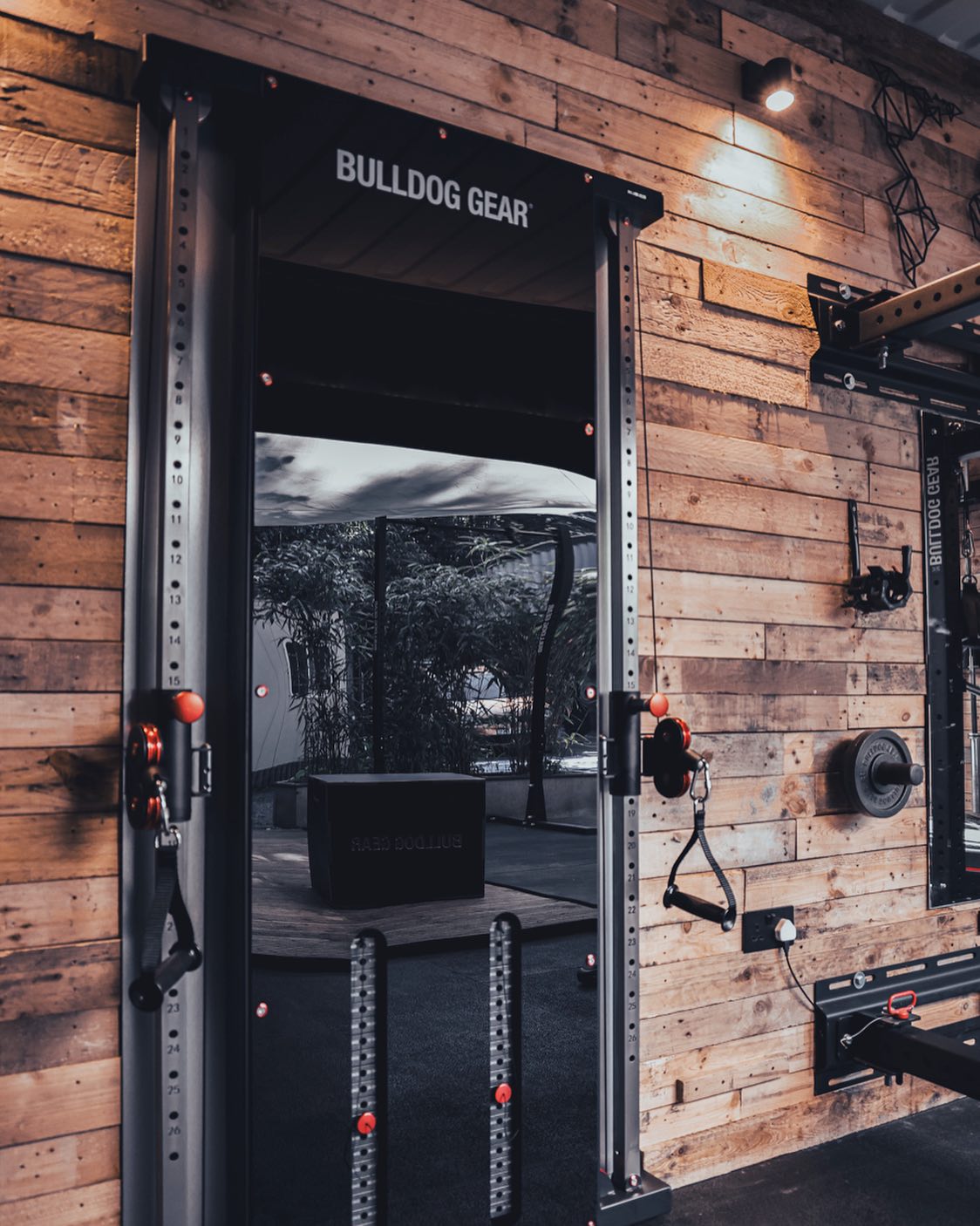 The latest arrival to the gym 🙌🏼
We’ve been so excited to get the new cable machine from Bulldog Gear. For a small space, this opens up SO many new exercises and ways of training 👏
Who’s ready to come have a go?! 💪