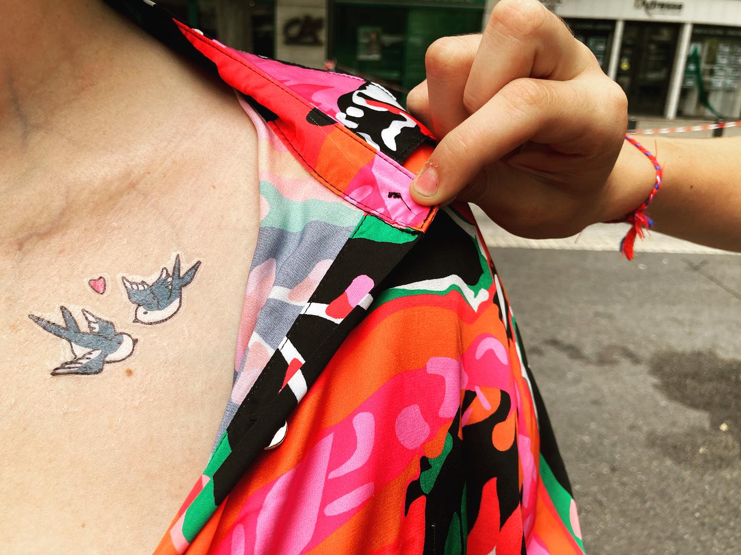 Love Piou Piou à la Féria !
#tatouageephemere #tatouagetemporaire #feriadenimes #baratattoo