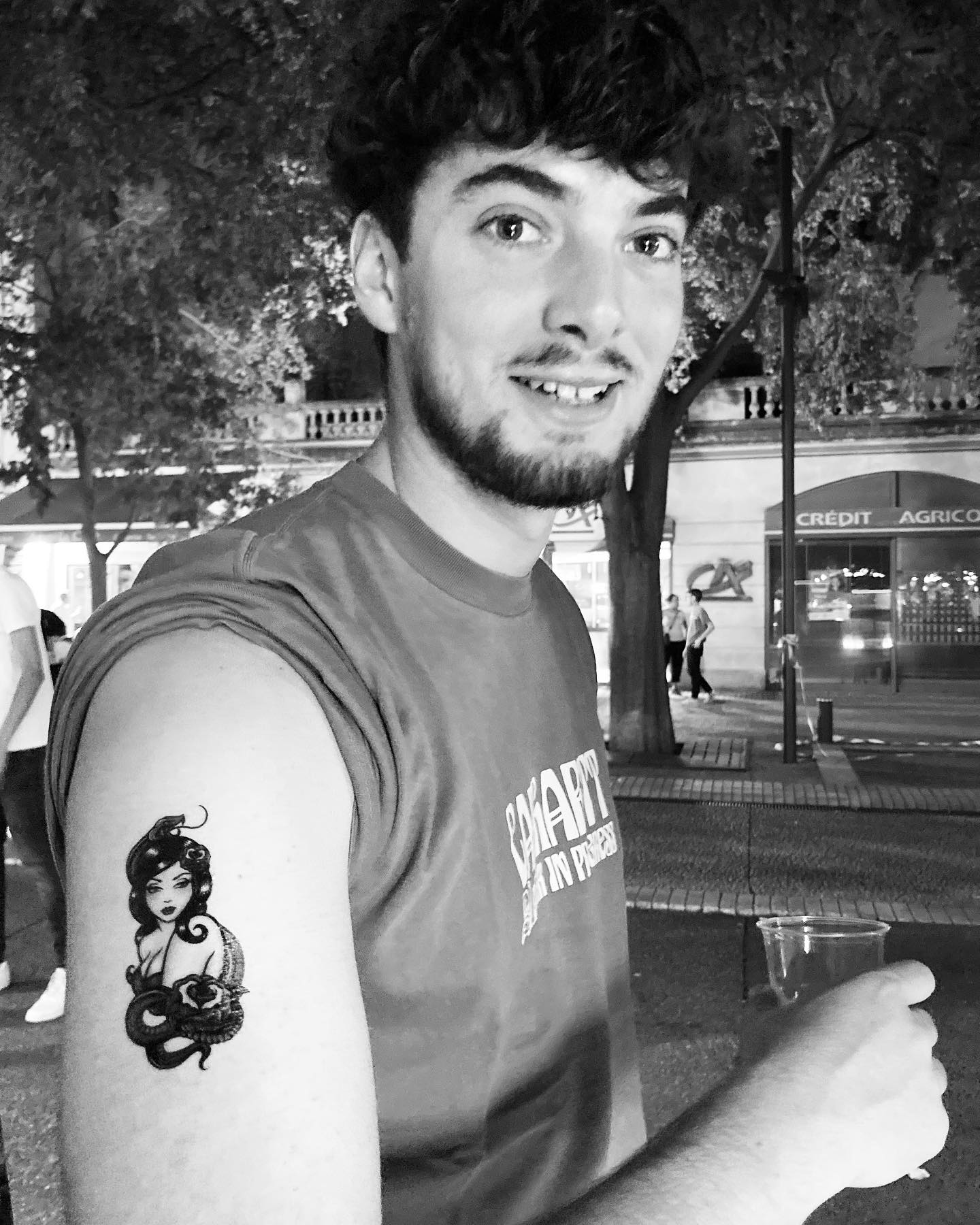 Vintage !!??
#tatouageephemere #tatouagetemporaire #feriadenimes #baratattoo