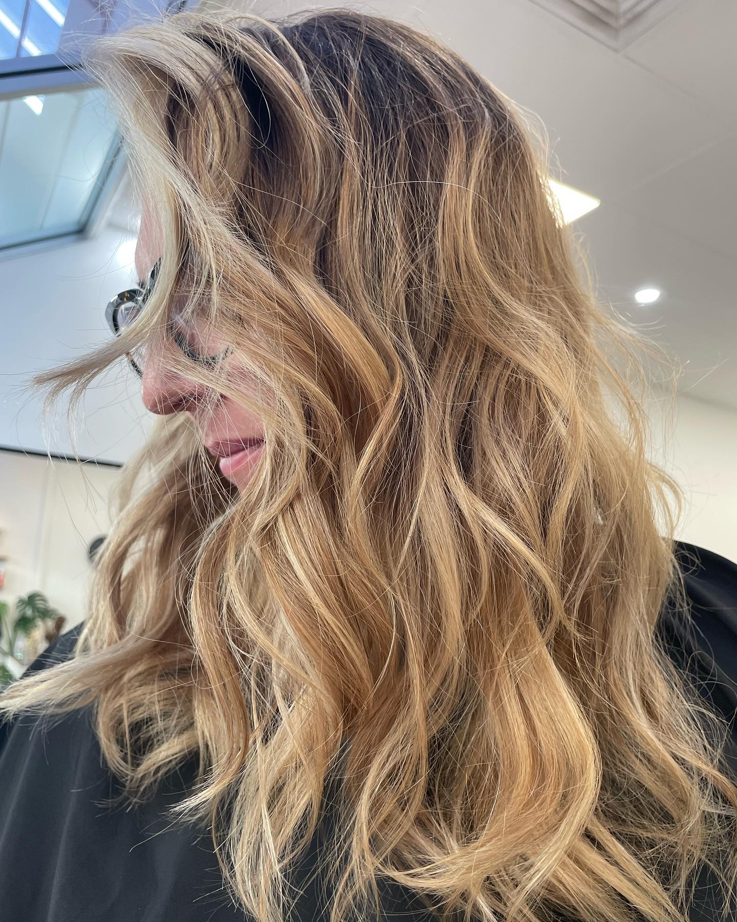 Sometimes I have no idea what to say in a caption!
So imma just leave this HAIR here 😂
