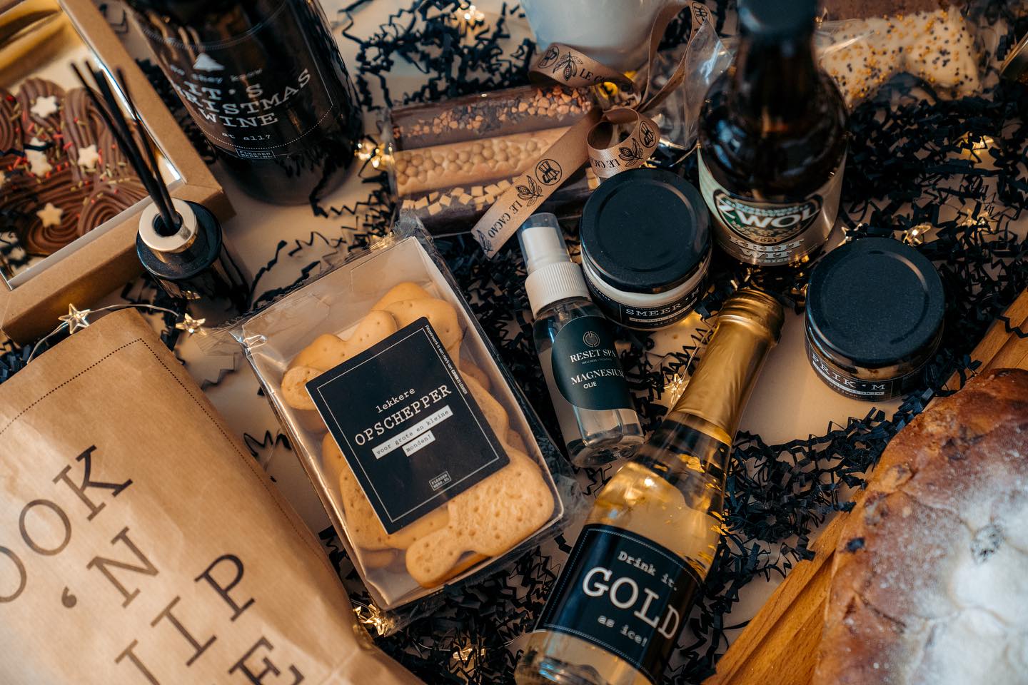 We zijn Live π€©π
Alle relatiegeschenken, Sinterklaas Γ©n Kerstpakketten staan op onze website!
Laat je verrassen en bekijk onze nieuwe collectie!
#kerstpakketten #relatiegeschenken #sinterklaaspakketten