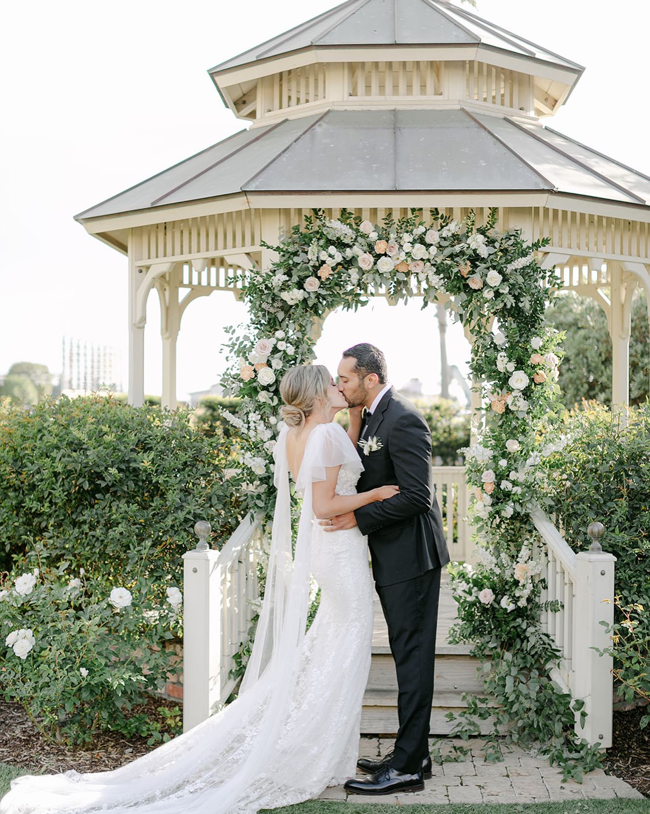 The sweetest little garden gazebo @casscayucos
Wedding Venue: @casscayucos
Planning/Design/Mgmt: @thesocialspree
Table Runners/Napkins/Flatware: @thelinenshoppetls
Cotton Candy: @hautesugarco
Desserts: @cakecathedral
DJ: @musicabound
Florist: @brookeedelmanfloral
Furniture/Chairs/Chargers: @stockroom_picks
Hair: @kylifrauenheim
Invitations: @mintedweddings
Jakeโs Suit: @josabank
Makeup: @makeup.by.dara
Officiant: Dan
Photographer: @meganwelker
Shelbyโs Dress: @ivory_bridalboutique
Signage & Menus: @craneandcloverco
Tabletop Rentals: @gycrentals
Teeth Whitening: @teeththatsparkle
#bridesmaidsbouquet #bridesmaidsdresses #champagne #champagnebridesmaids #whimsicalflowers #whimsical #romanticweddingflowers #luxurywedding #luxuryweddingflorist #luxuryweddingflowers #californiawedding #centralcoastwedding