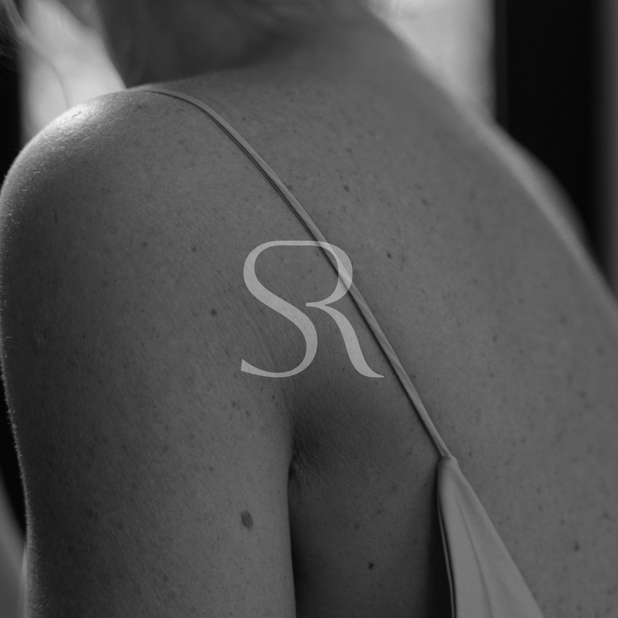 Branding für SOLVAROME. 🤍
#logo #logotype #design #coporatedesign #branding #branddesign #creativestudio #designer #logoinspiration #packagingdesign #cosmetis #packaging