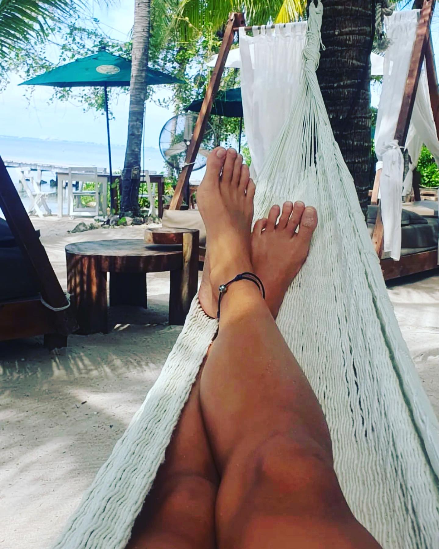 @lesmimisensacados | Never stop exploring 🌎 Let your #fromthesea reminds you of every great adventures 🌴