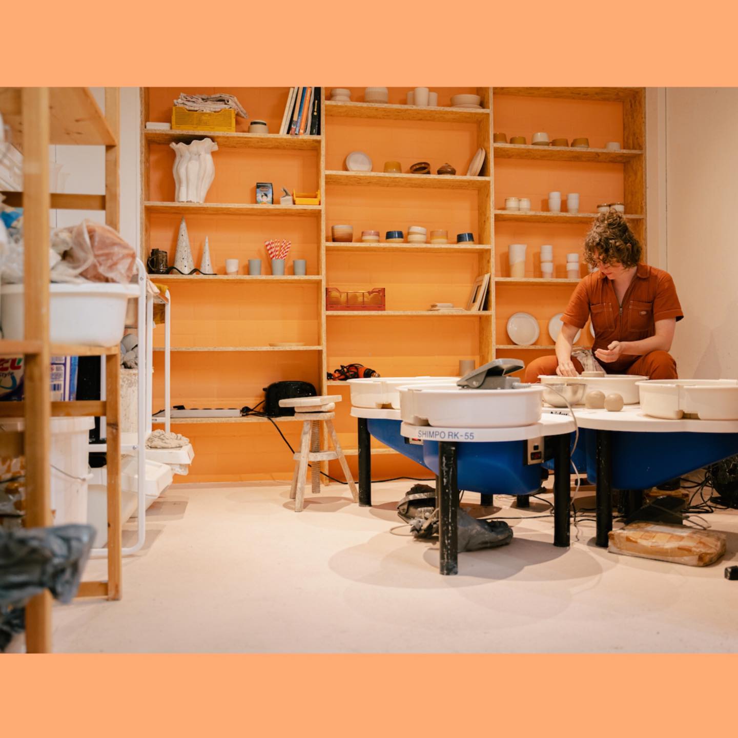 Hi there pottery fans,
It’s time for an update about the upcoming ceramic courses at my pottery studio at Broedplaats Contact @contactamsterdam in the west of Amsterdam.
Winter season is coming and it’s time to start to get comfy and cosy, perfect for making ceramics!
I will start two new 8-week ceramic courses on Monday and Tuesday evening. During November and December you can learn all about handbuilding and/or throwing on the wheel and make cute ceramic cups, bowls. vases, candle holders or something else... maybe make a beautiful ceramic dinner set. The course will finish just in time for the Christmas holidays.
Do you want to know more and you haven’t received the newsletter yet?
Send me a message with your email adres and I will send you all the info!
Hope to see you at the studio!
Love,
Kim
#ceramics #amsterdampottery #slowmade #potterystudio #wheelthrown #handbuiltceramics #stoneware #handcrafted #selfmade