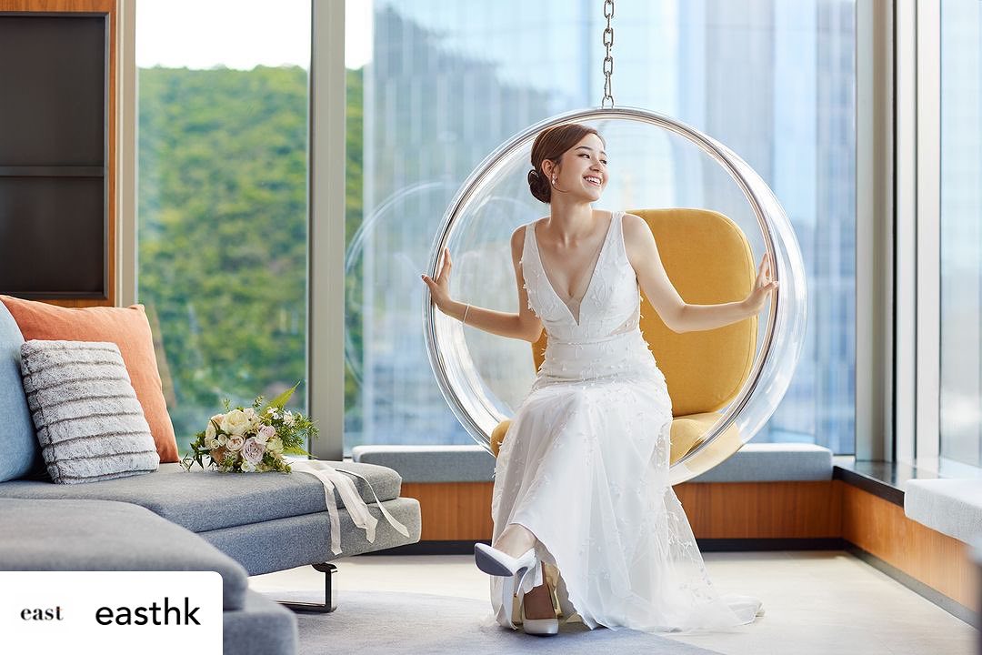 Stay and relax in one of East hotel's blissful suites before sealing the oath of love ๐
A collaboration of bliss with @easthk
Creative Direction & Styling: @marriagemaestros
Planning & Coordination: @weddingmaestros
Photography: @garethgotblownup
Flower Bouquet: @garykwok_flower
Wedding Gown: @la_ceremonie_atelier
Shoes: @odelicate
Makeup & Hair: @makeupbees
Jewellery - Earrings & Ring: @caratlondon
#atEAST #WEDDINGatEAST #EASTHongKong #STAYatEAST #marriagemaestros #weddingmaestros #Garethgotblownup
#GaryKwokFlowersDesign #odelicateshoes
#makeupbees #CaratLondon #la_ceremonie_atelier