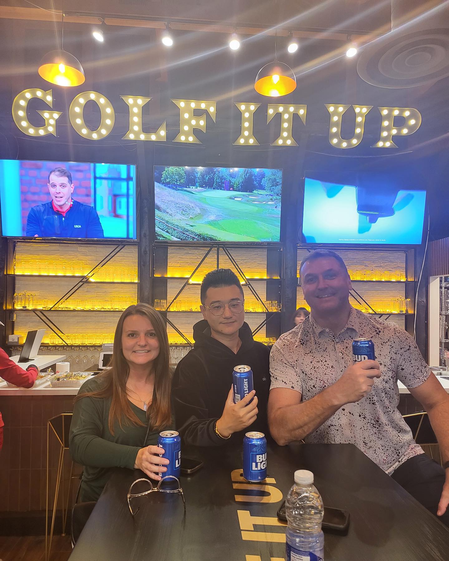 Congratulations @nolanliu6666 for opening @golfitupca
A great indoor golf experience ⛳️
Check them out at 📍 2910 Steeles Ave E
.
#golftoronto #torontogolf #blogto #torontoblog #todotoronto #torontoevents #torontogolfsimulator #markhamgolf #golfsimulator #golfsimulators #thornhillontario #torontobusinesses #torontobusiness #newintoronto #torontofoodblog #yyzblogger #yyzliving #yyzlife