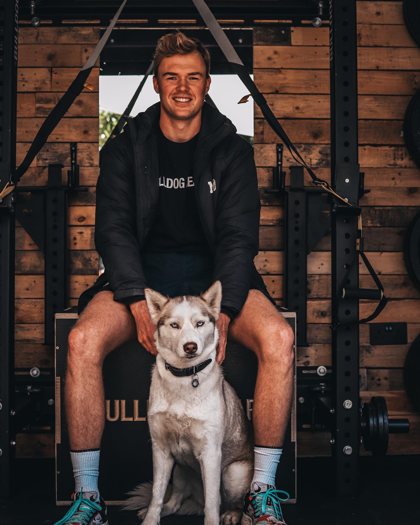 If you’re not a dog lover, then this might not be the gym for you 😅
@lifeofsquiffi - always checking in on everyone’s progress 💪🏼