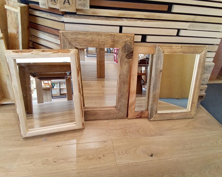 Brighten up a hallway or add some rustic charm to a bathroom with these beautiful mirrors. Framed using various different woods and hand made by our newest workshop member🤩
#reclaimedwood #reclaimed #bespokefurniture #interiordesign #interiors #interiorstyling