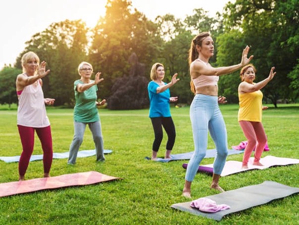 Sometimes it helps to slow down our brain and body. Tai Chi, often called “meditation in motion”, can help build muscle strength, flexibility, balance and aerobic conditioning. Click in bio to read more on our wellness blogs! #meditation #exercise #health