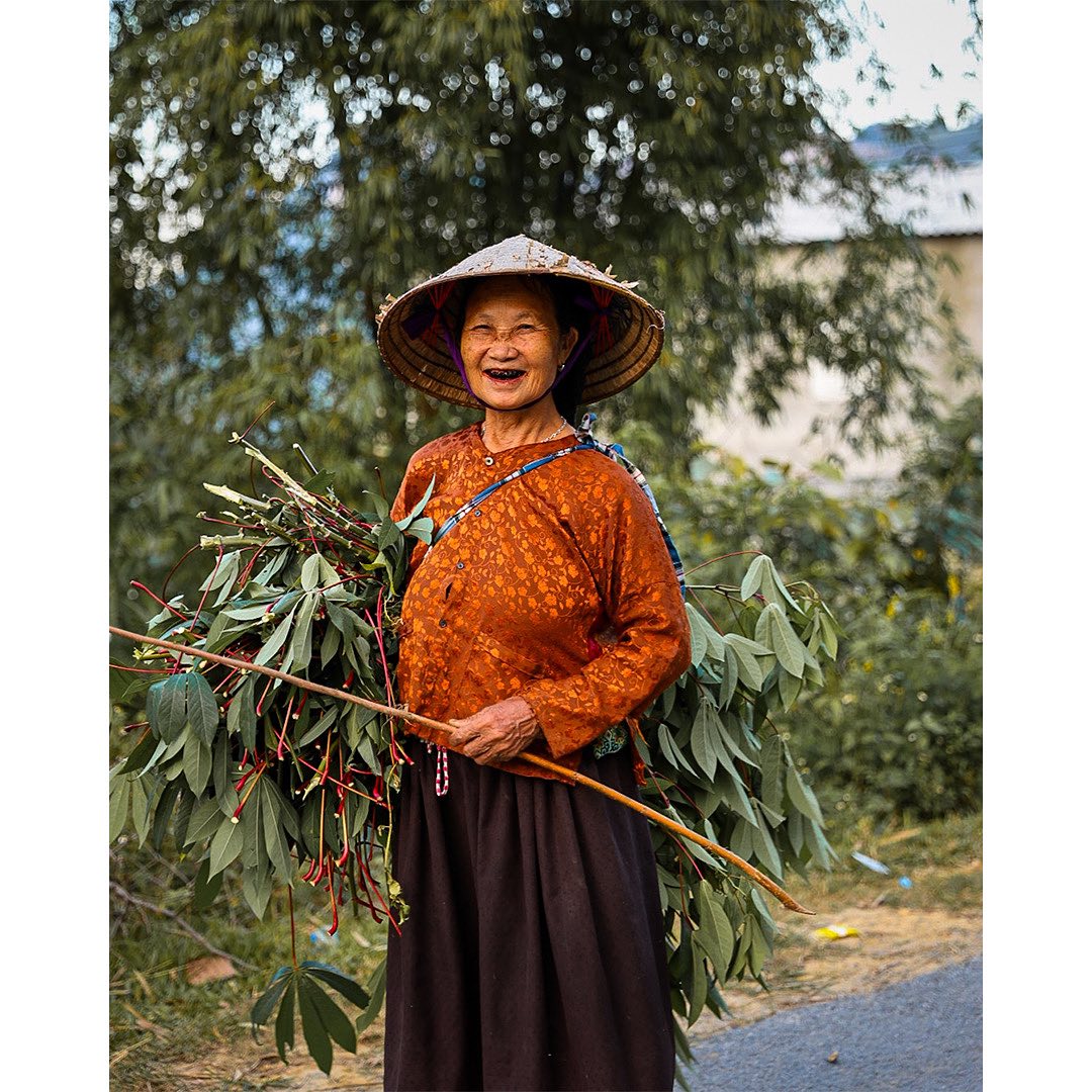 One of the locals on the Ha Giang Loop 🥰
.
.
.
#travelphotography #vietnam #explorevietnam #travelvietnam #hagiang #hagiangloop #streetphotography #streetportrait
