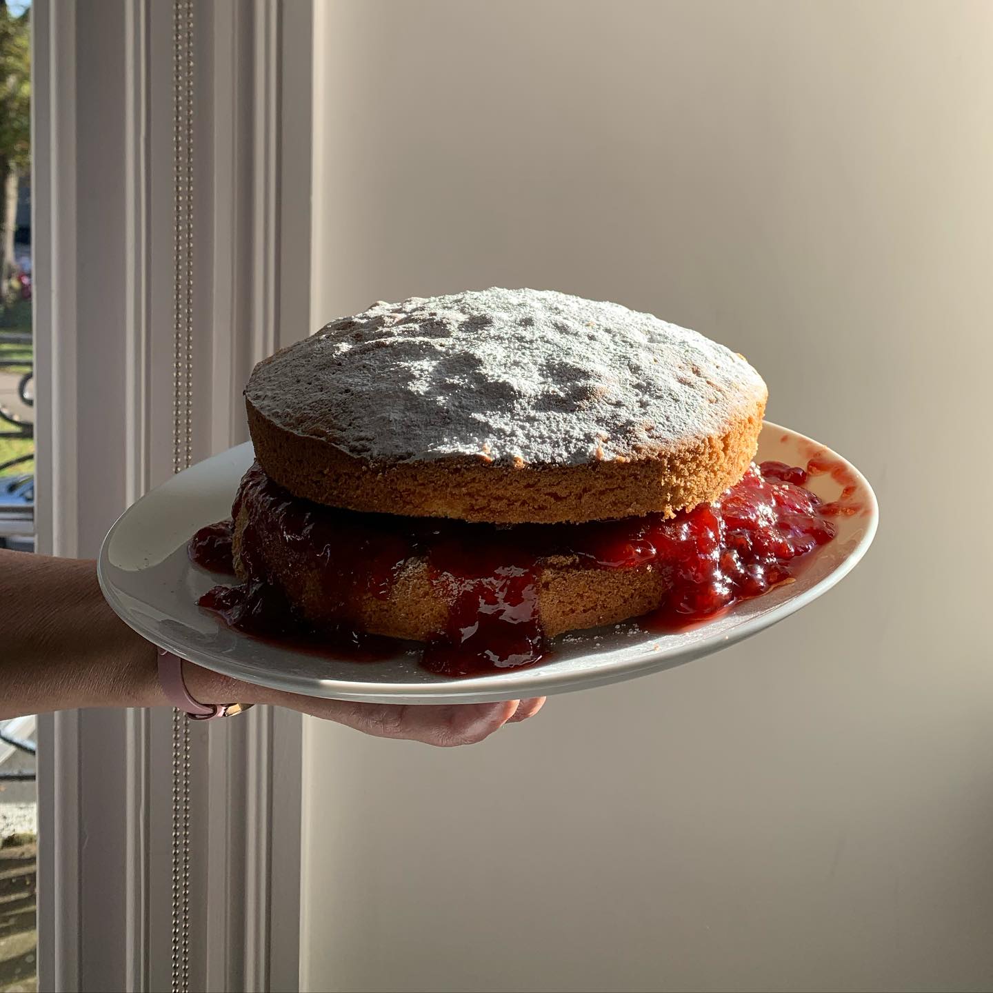 After a little hiatus, the AT Office Bake Off is BACK 🧁🍰🥧
Up first is Gill with a magnificent bake:
The Classic Victoria Sponge, with Fresh Cream 🐮
A very strong start!
#officebakeoff #cake #classic