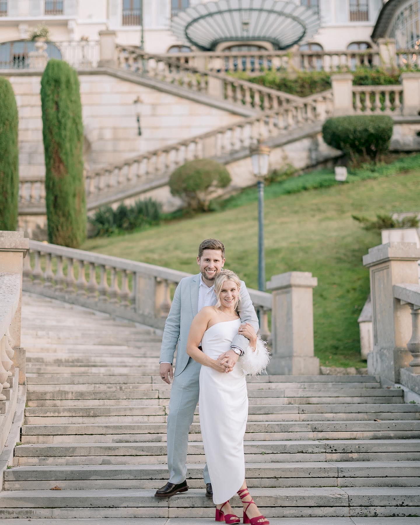 Charlotte & Tom’s Day I at @palace_de_menthon was 100% giving us Day II vibes. The bride and groom were so relaxed and purely enjoying the moment, the guests’ energy was immaculate, and the speeches were 🥲
Stay tuned for Day II
Planning @bonjourweddings.fr
Photo @quentinweberphotographie
Vidéo @dimitripierrem
Venues @palace_de_menthon @chateaudesaintsixt
Catering @letraiteurdusaleve
Florals @botaniquebazar
Rentals @lvchablais
Entertainment @prestevent @romain.ginet
Beauty @alwinenogier
Guest accommodation @lesplendidlacannecy