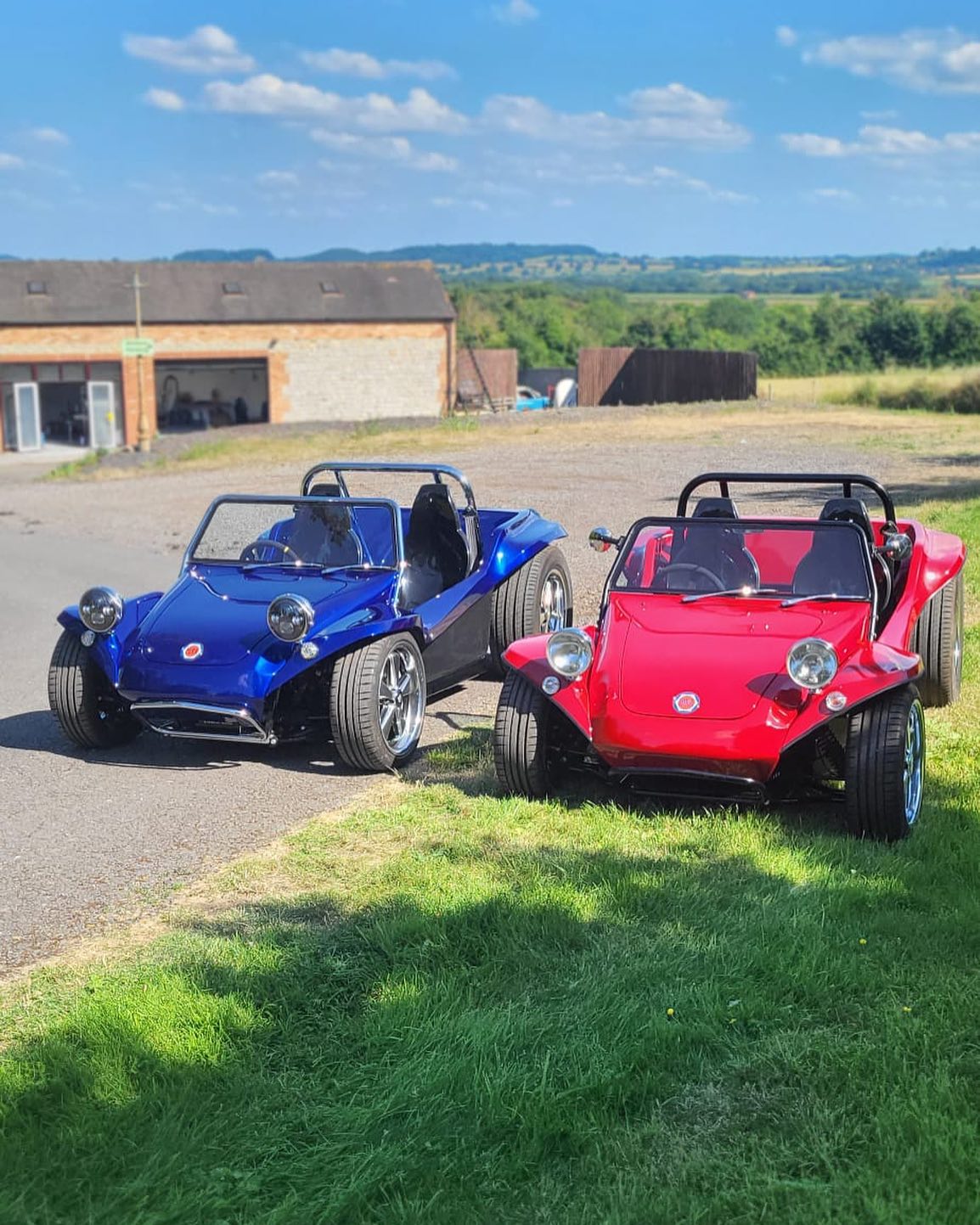 Come along to the NEC Classic car show this weekend and check out the new MIKA beach buggy #beachbuggy #ecoclassic #downatthebarns #electricclassiccars
