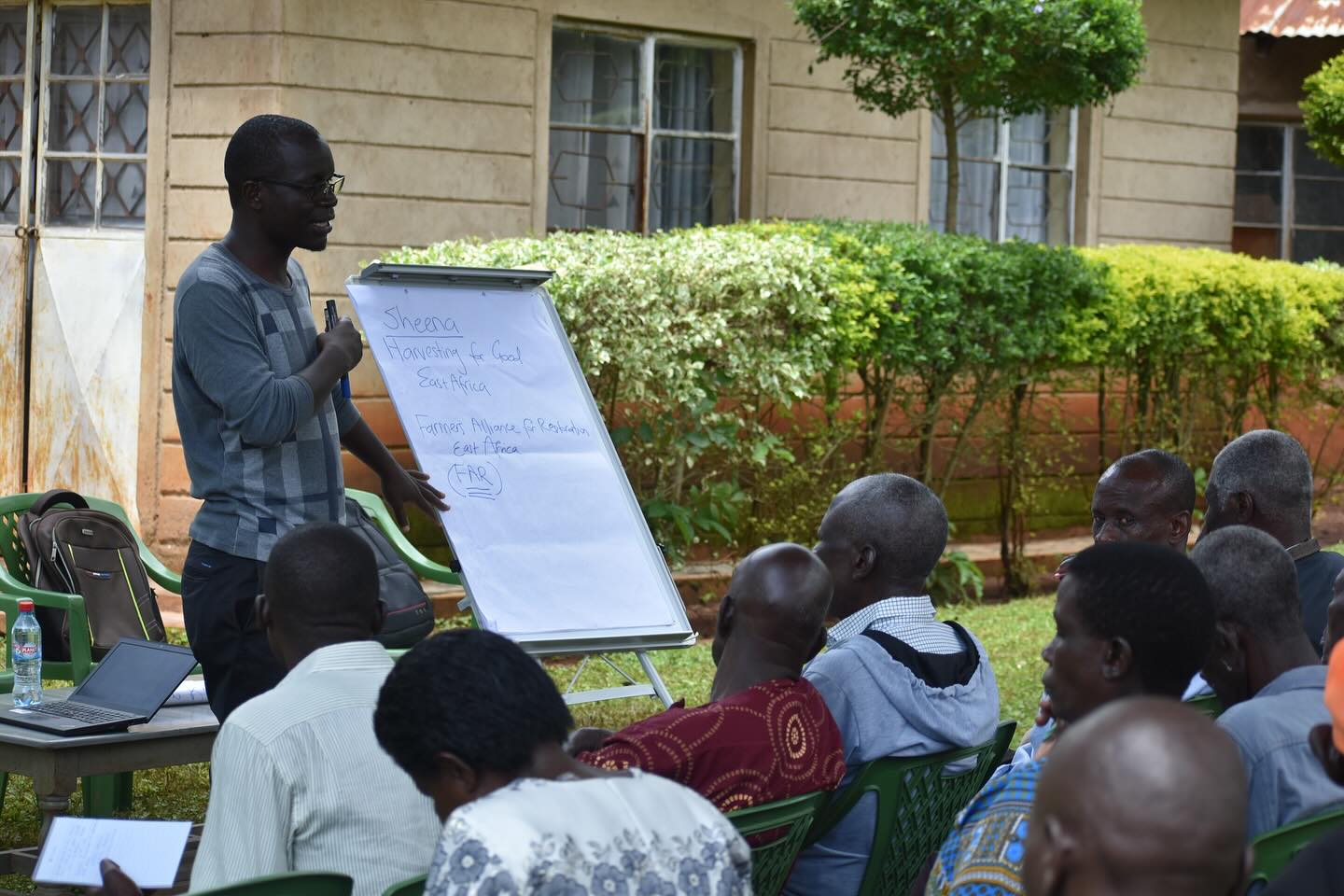 ๐ฅ๐ฅOur primary goal is to offer comprehensive training and support services designed to actively involve farming communities in a journey of self-empowerment. Through this process, our aim is to enhance their livelihoods significantly by facilitating the restoration and regeneration of their local environments and economies. We aspire to create a robust framework that fosters economic and ecological health and resilience within these communities.
๐พAs part of our initiative, we're collaborating directly with farmers in Nyahera Village, Kisumu, to implement the initial phase of our training program.
#permaculture #permaculturekenya #farmersalliananceforrestoration #restorativepractices #farmersalliance #nyaheravillage #permaculturekisumu #permacultureproject #development #resilience #regenerativeagriculture #regenerativefarming #sustainablefarming #smallholderfarmers #smallholderresilience #research #monitoringandlearning #skillbuilding #farmerempowerment #empoweringcommunities #communitydevelopment