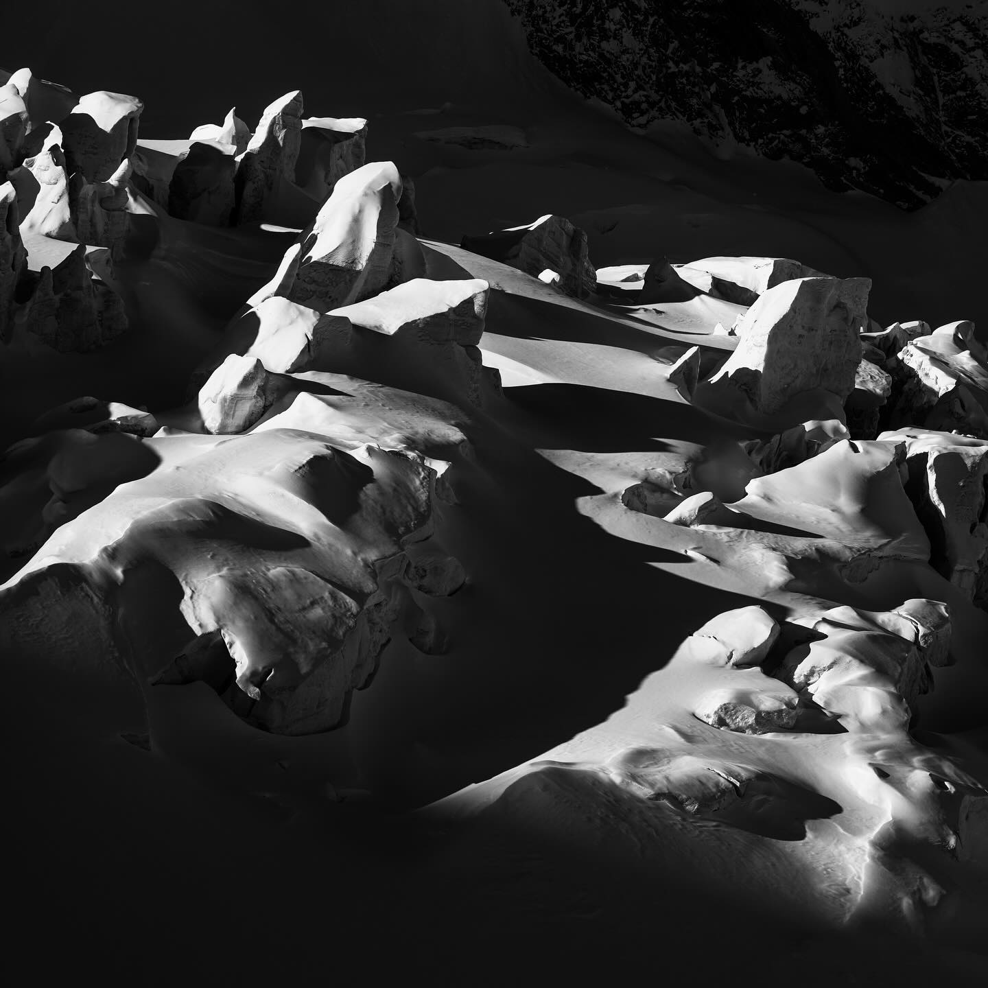 Slope side sights. #OnlyInSaasFee
#DorfblickSaasFee #SaasFee #Switzerland #Swissalps