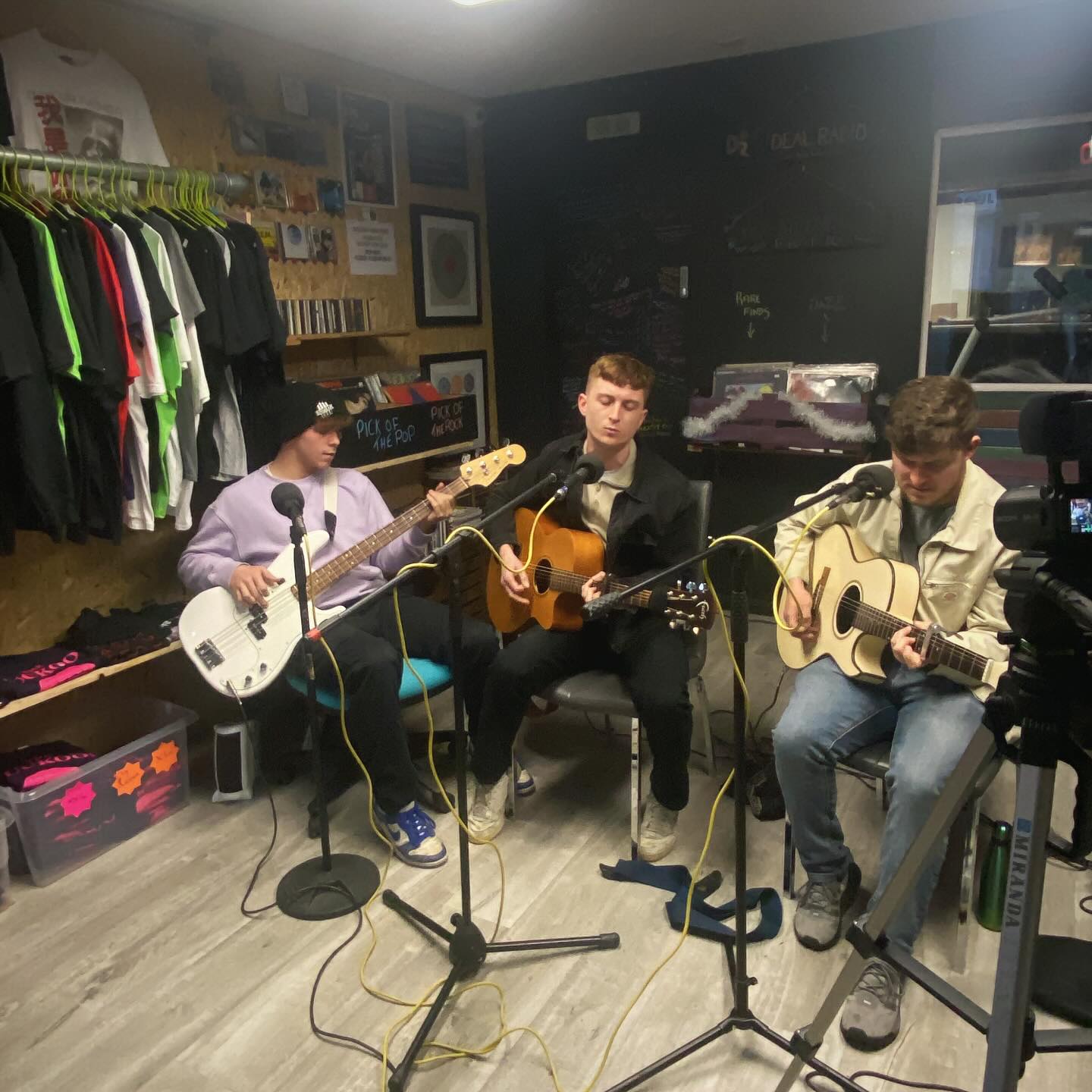 Big thanks to @dealradio for having us today! We can’t wait to see you all soon, keep an eye out for the next gig announcement! (Miss you Will 🥹)
|
|
#poolclubband #playthegame #dealradio #canterbury #folkestone #brighton #britpop #indie #newband #rockbands #newmusic #livemusic #glastonbury #edinburghfringe #indieband #oasis