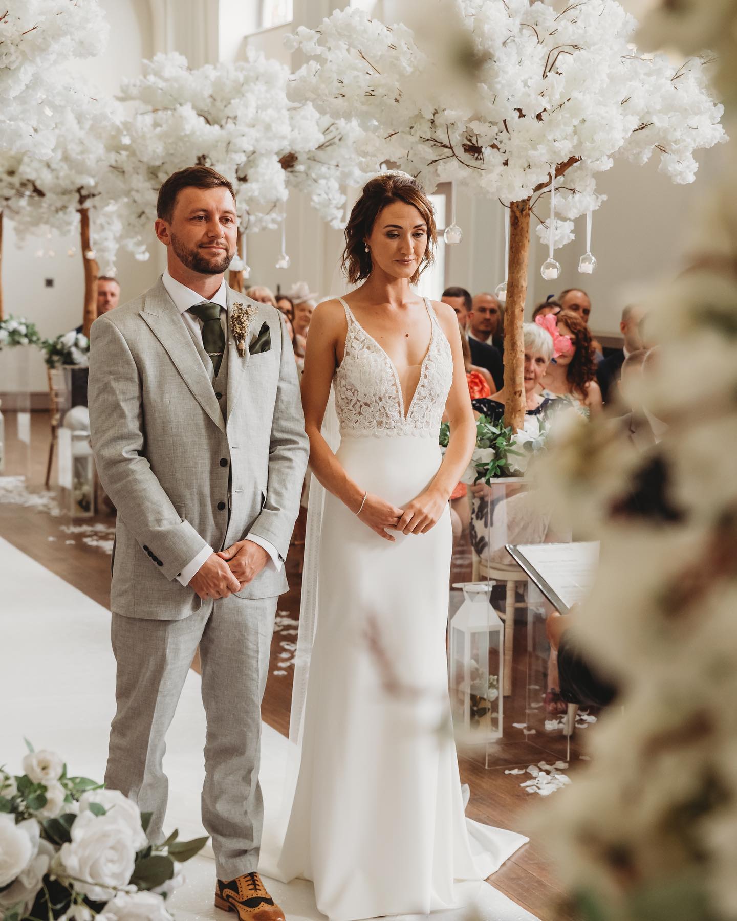 Mr & Mrs Williams beautiful wedding in the Cotswoldsโฆ.. #pldphotography #weddingphotographer #mrandmrs #bride #groom #kingsheadcirenweddings #cotswolds #natural #nikon #picoftheday #wedding #love