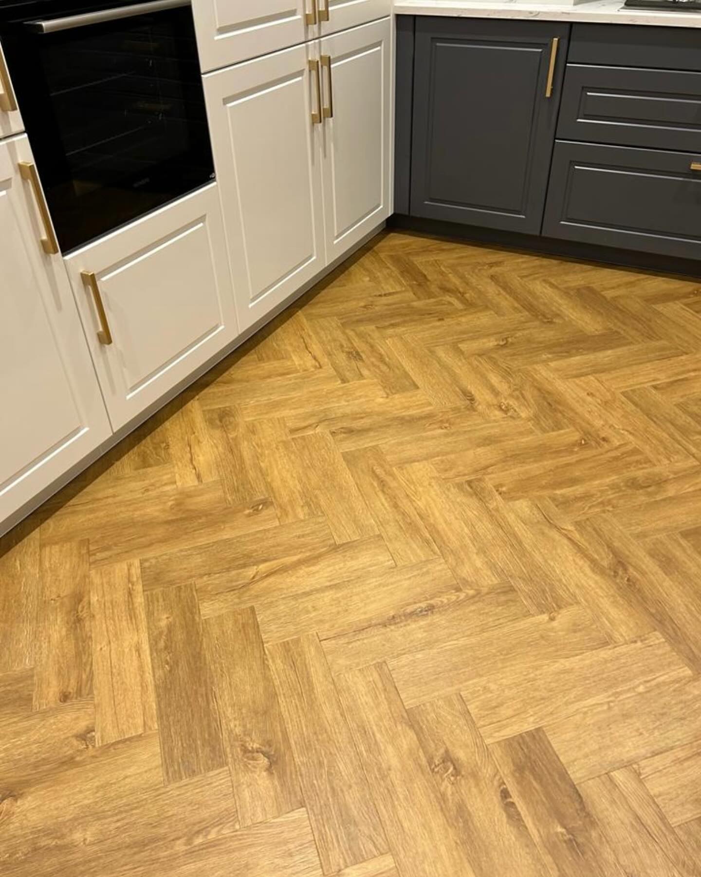 Amtico Form Herringbone Luxury Vinyl Flooring laid to this kitchen renovation in a family home in Beckenham. It looks stunning and gives a beautiful authentic wood look with the practicality of vinyl.