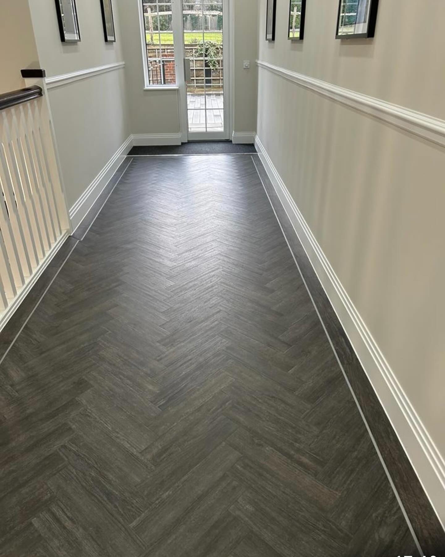 lNine luxury apartments and communal areas in beautiful Kingswood, Surrey development. Luxury Vinyl Herringbone Tiles and Wilton Herringbone Carpet throughout. Thank you to our fitters Jerry and Lee for another amazing job.