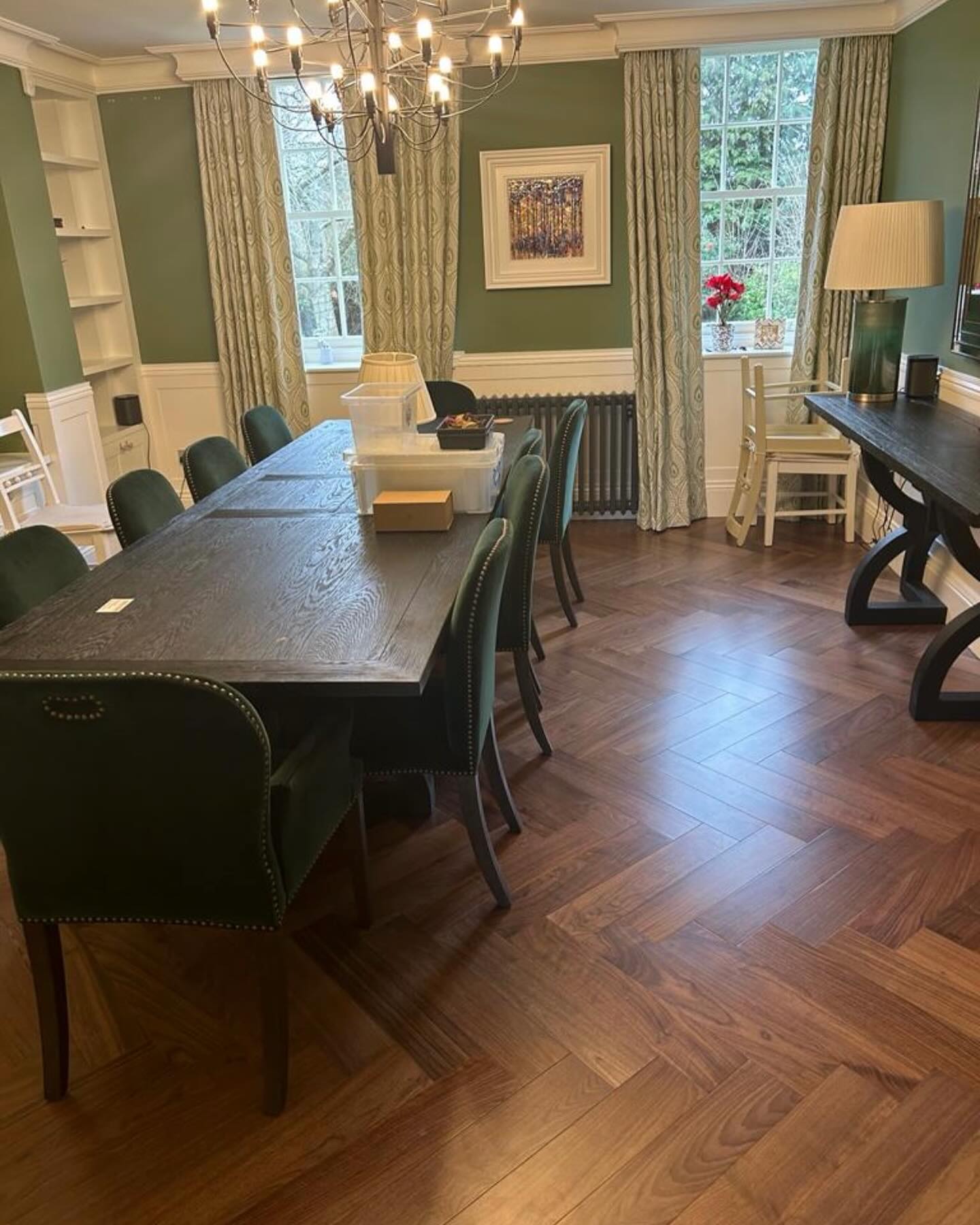 Work in progress (19th November post) is now complete!!
120m2 Walnut Engineered Flooring in a Hertfordshire home looks absolutely stunning. Married with Cormar Avebury 100% Pure New Wool Carpet. What a great combination.