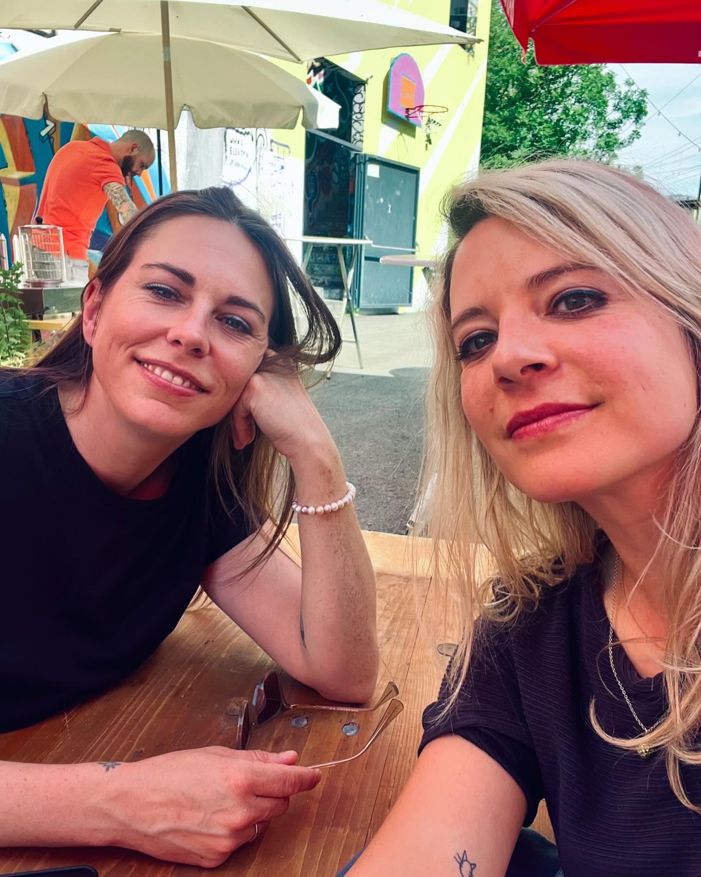 Samstagabend um 22:30 Anpfiff zum legendären Stadtderby Delilahs - Seefest Zug, auf dem Landsgemeindeplatz! 🤩
@zugsports
#delilahsmusic #livemusic