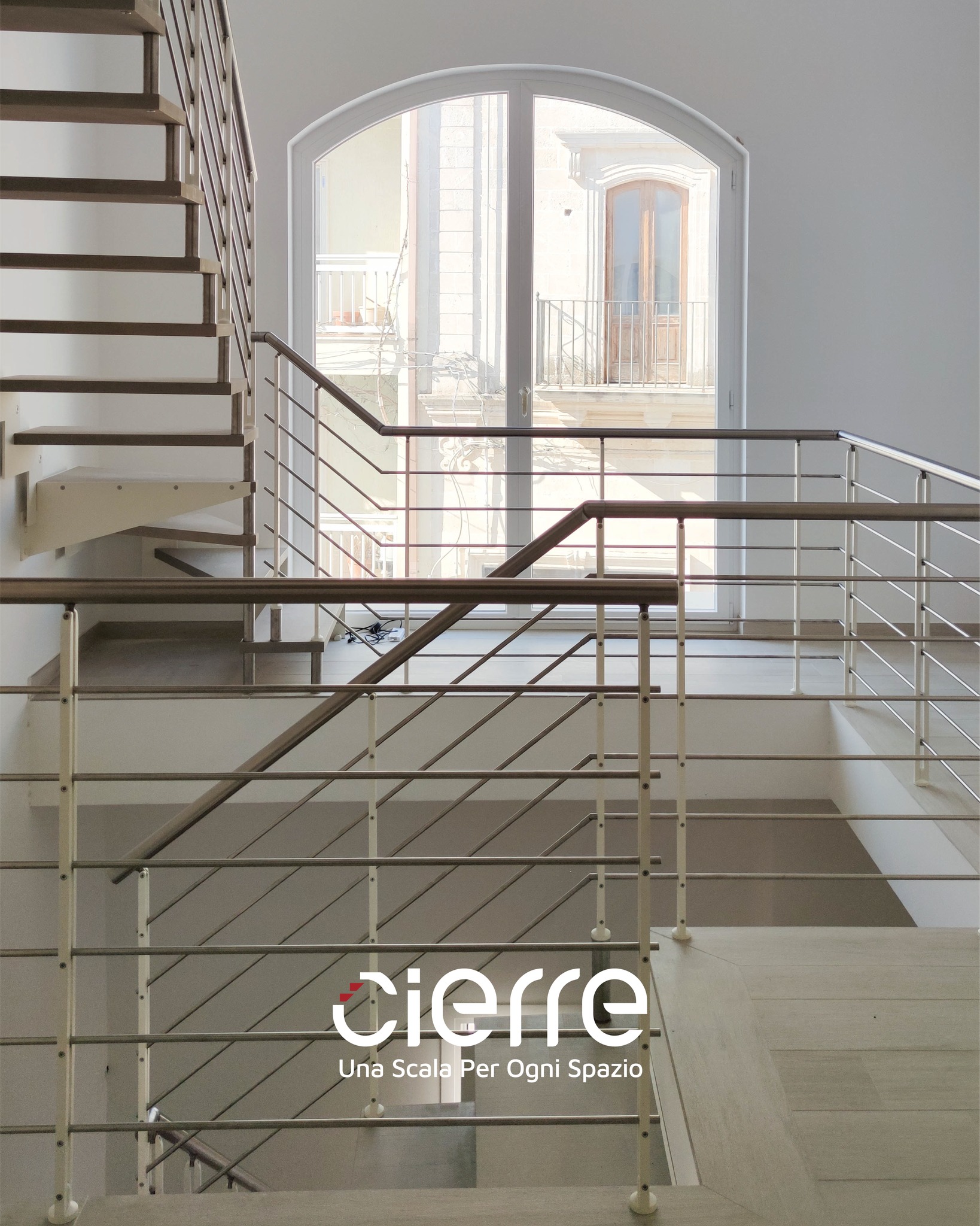 Le scale belle, fatte in Italia. Acciaio, vetro e legno, per interni ed esterni.
#ScalePerInterni #DesignInterno #Architettura #ScaleDiLusso #ScaleModerne #ScaleInAcciaio #ScaleInLegno #scalavetro