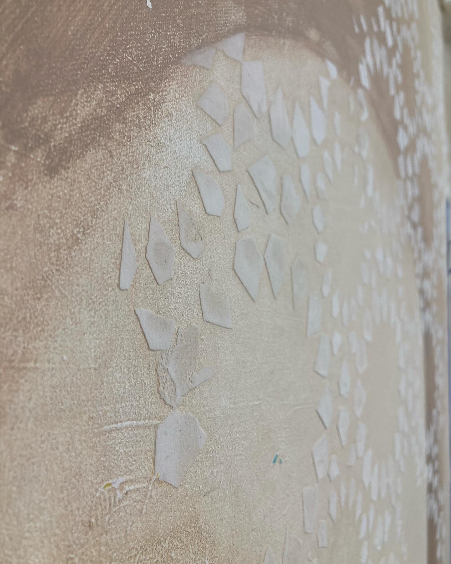 Playing with textures & 3d patterns today 🙌🏻