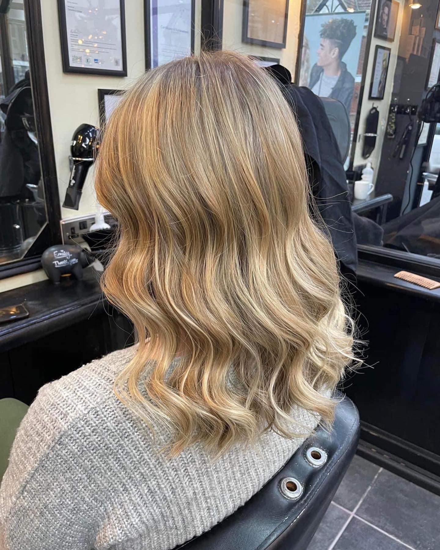 A lovey full head of highlights 🥂
Swipe to see the before picture
Hair done by Emily 🤍