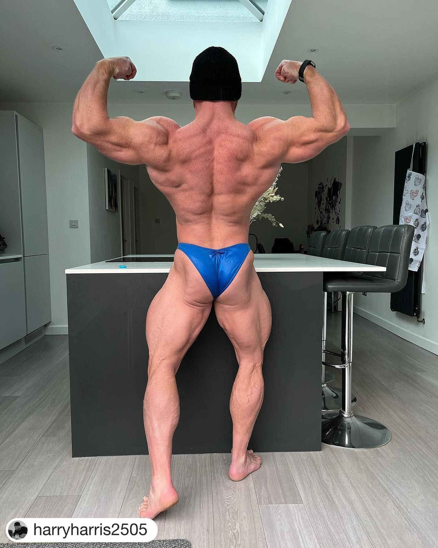 Iron Monkey Athlete @harryharris2505 looking sharp 8 weeks 💥 #Repost @harryharris2505 with @get.repost
・・・
8 weeks ⏰
Starting to get real now
Very smooth prep so far, bar the sickness at the start.
Training is the only variable that is being push hard. Everything else is moderate