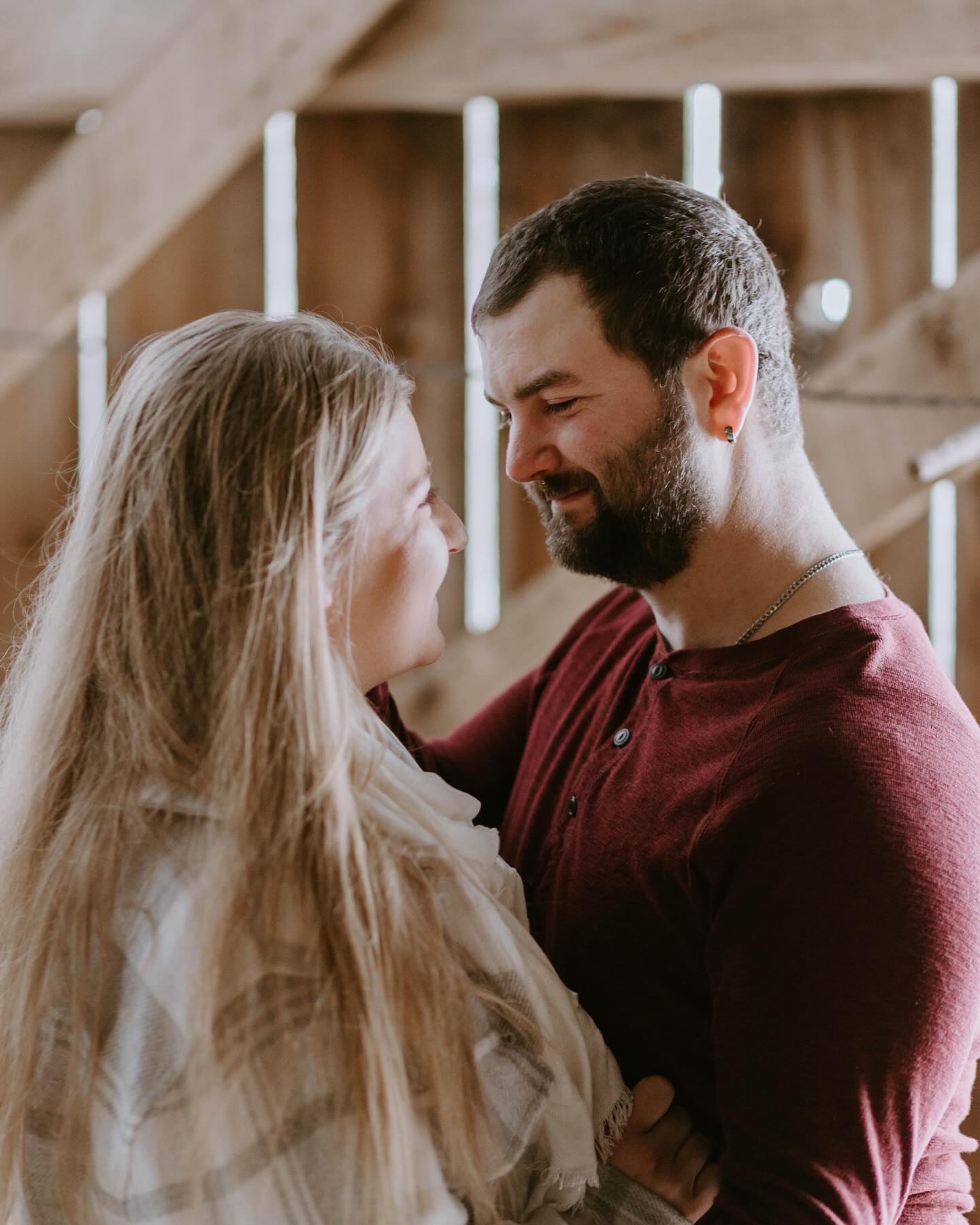 This really is the best job sometimes! Today I had the chance to roll around in the hay (quite literally) with these two love birds!
K + K, it was a hoot being out on your farm with the two of you and all your cows, ducks, horses, donkey and chickens. We even had goats and a dove heckling us during the session. I can’t wait to capture more of your country love this summer. 🫶🏼