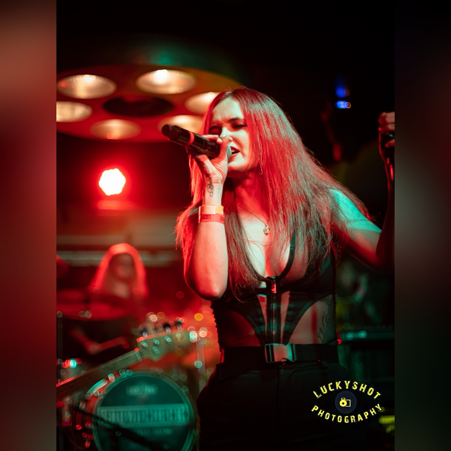 🤘🏻LOS ANGELES WE ARE BACK!🫶🏻 It’s been a while and we are so excited to show you what we’ve been working on!🤘🏻 Stay tuned ✨ #losangelesband #femalefrontedrock #heavyrock