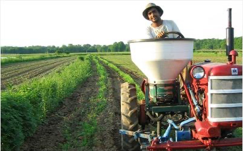 We own the land we live and farm on with another farmer and now we need to buy the whole property or move.
Please consider helping out our Kiva loan. This is a loan not a donation - so you will get your money back as we make repayments!
Read more about our situation and support us at the link in our bio. Thank you!