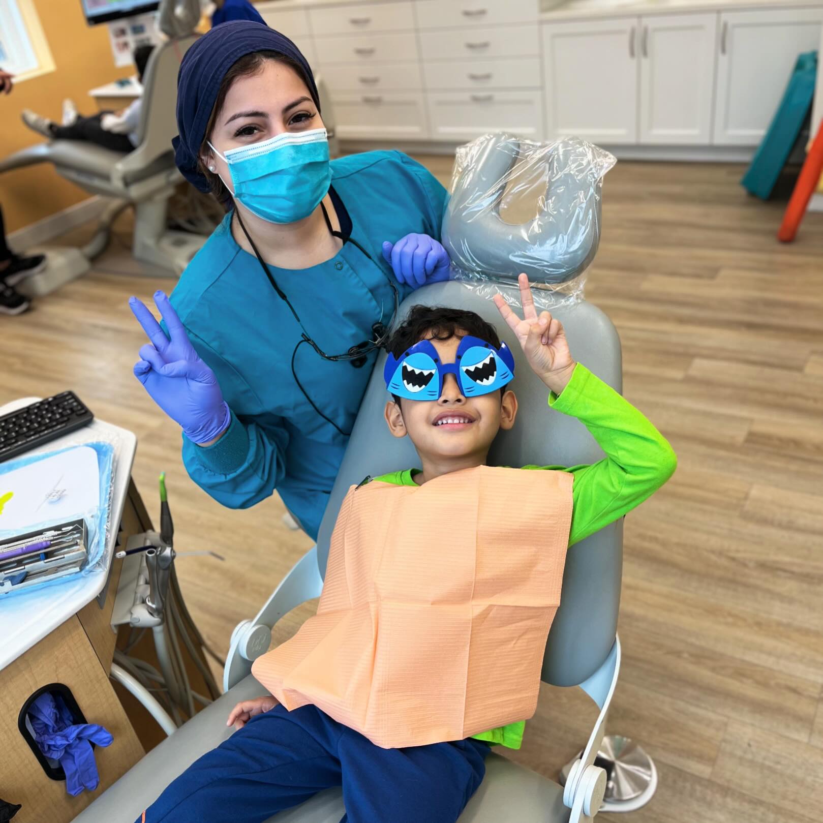 Freshly sparkled teeth ๐ฆท โจ thanks Kellin!