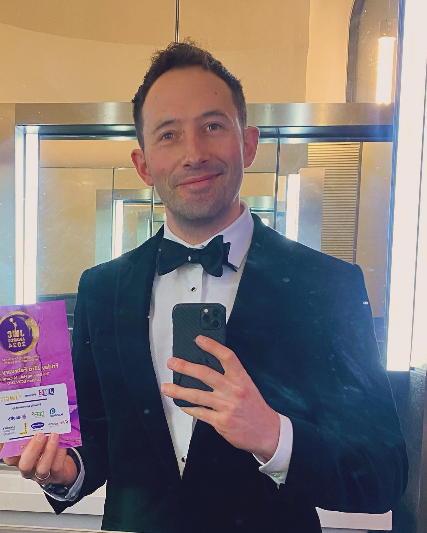 Last night I hosted the Annual Journal of Wound Care Awards at the Imperial War Museum in London: a celebration of the incredible and often hidden work being done by community nurses, tissue viability, podiatrists and industry innovators for patients with chronic wounds. Receiving one of these awards is a big deal, and it was humbling to greet these dedicated professionals on stage. To kick things off I reflected on some of the wound care challenges I’ve had as a jobbing GP, caring for both NHS patients in the UK as well as reality TV show contestants overseas!
Shout out to @zebelofficial mens tailoring for kitting me out with a banging velvet tux!
For speaking/hosting enquiries please contact @jlaspeakers jessicamears@jla.co.uk
#host #blacktie #woundcarenurse #woundcare