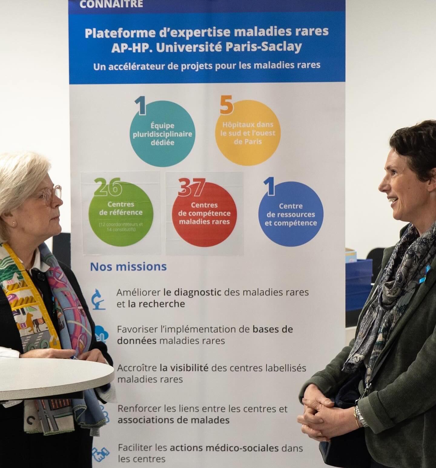 "Le 29 février, lors de la journée internationale Maladies Rares, c'est avec fierté que j'ai pu représenter les familles et les patients concernés par une Maladie rare auprès de Mme Catherine Vautrin, ministre du Travail, de la Santé et des Solidarités." Guillemette DEVERNOIS - Présidente de l'association k20 - maladies de l'empreinte du chromosome 20. #rarediseaseday #catherinevautrin #hopitalnecker #hopitalbicetre #hopitalbicetreaphp #association #maladiesrares