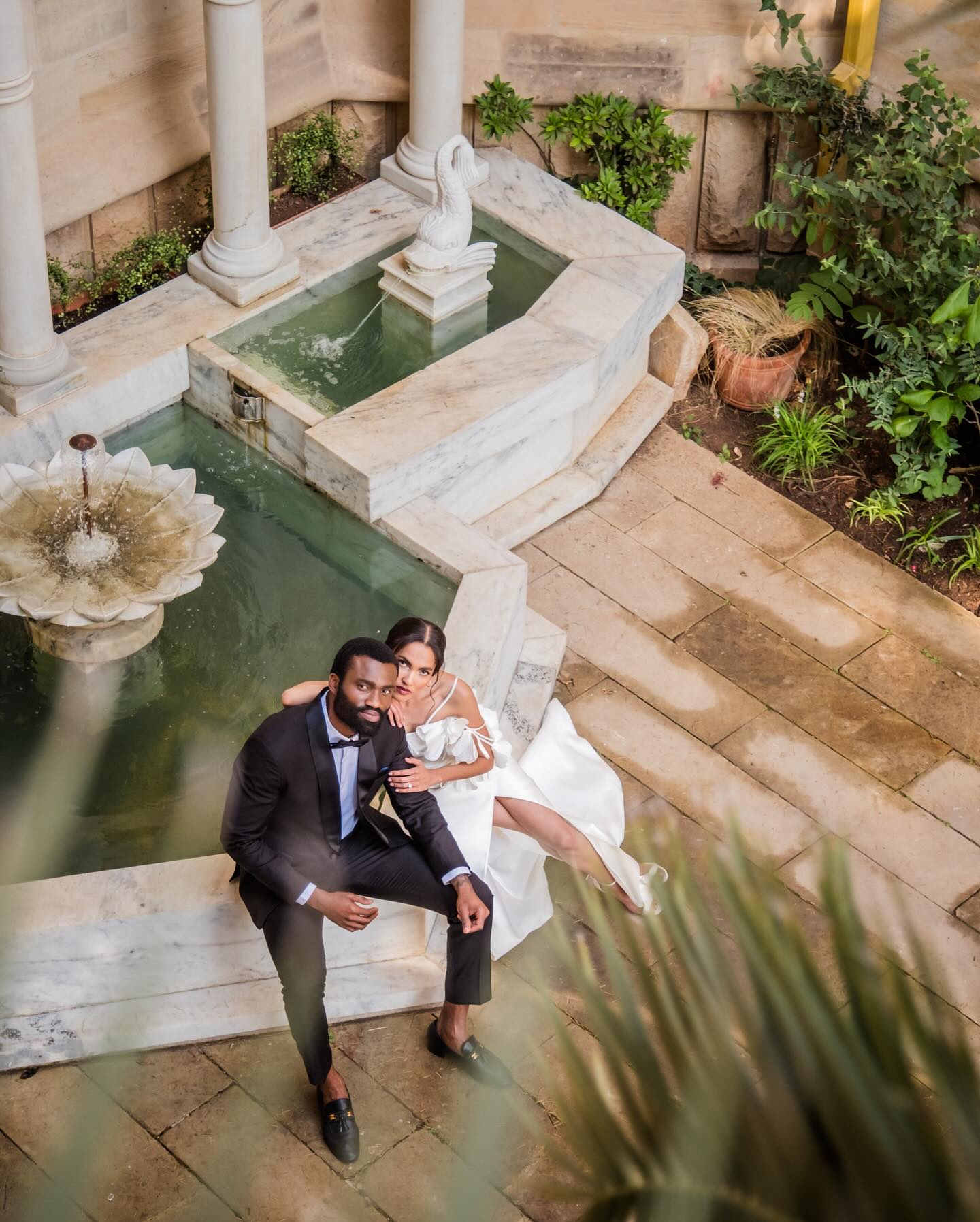 Step into a whimsical tropical fairy tale at the luxurious venue @shepstone_gardens in Johannesburg, with the vibrant energy of South Africa 🇿🇦
Planner & Designer @enamoredandmotion
Photography @alexandersmithstories
Videography @echo_photography_film
Stationary @polkadotpapershop
Floral design @lovebelovedstudios
Tableware rentals @lovebelovedrentals
Hair & Makeup Artist @Keljeans
Rental furniture @reservedexclusive
Bridal gowns @millanova @vonvebridalcouture
Men customed Tuxedo @tailormesa
Bridal shoes @bellabelleshoes
Jewelry @swarovski
👑🤍 @miss.gbrownn
#weddingphotography #photographyartistry #weddingtravels #UnforgettableMoments #bridesandgrooms #weddingsouthafrica #internationalwedding #design #destinationwedding