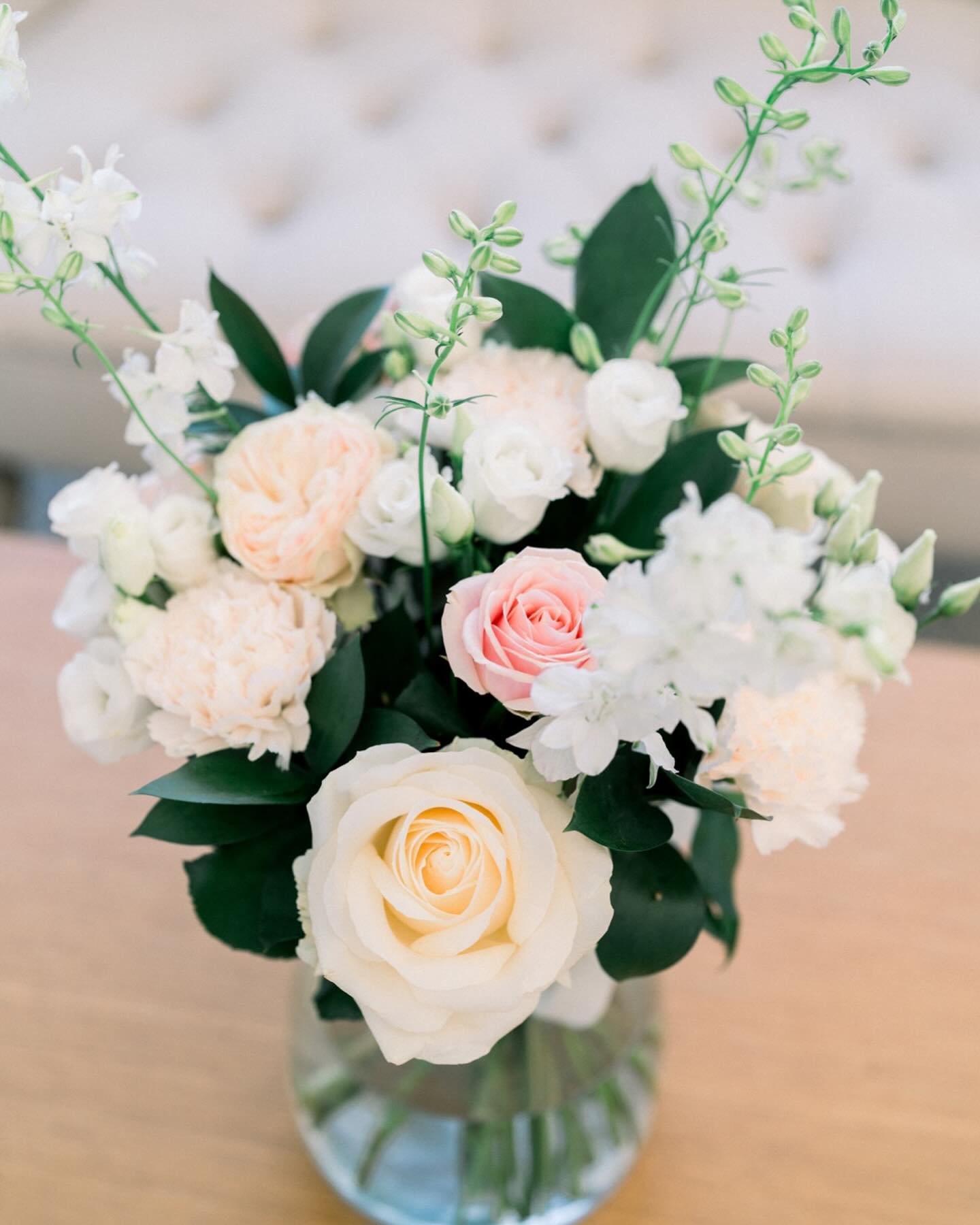 “Lucie dreamt of a wedding that blended elegance with a touch of charm, marrying modern tableware with classic vintage furniture. She chose a palette of golden and rose blush tones to create a fresh, glamorous ambiance. The floral arrangements, crafted by Melaine Fleurs, featured rose blush roses, lisanthius, and cream carnations, perfectly encapsulating the couple’s vision of relaxed elegance and romance.”
Words by Anne-Sophie Boubal @frenchweddingstyle
Wedding Planning and Event Design,
@enamoredandmotion
Photography, @cynthiareinkephotography
Videography, @tristan.perraudussel
Domaine/Venue, Clos d’Hullias @domaineduclosdhullias
Traiteur/Catering, @traiteurbrunet
Flowers, @melaine.bois.fleuri
Mixologiste, @le.breu.vage
Hair & Makeup
Beauty SB @beautysb_
Vanessa Andress @vanessa_andres_maquilleuse
Imane Nour @imanour_henna
Doris Coiffure @doris.coiffure_maquillage
Music, @roccobonazza @patsbydj
Decors & Rentals, @jolibazaar
Son et lumières / Lighting, @patsbydj
Stationary, @atelier_idem @theknot
#weddinginspiration #weddingphotographer #weddingideas #bridal #weddingparty #weddingdecor #dress #instawedding #engagement #weddingstyle #happy #engaged #marriage #weddingflowers #weddingseason #bridesmaids #weddinghair #weddingmakeup #weddingdecoration