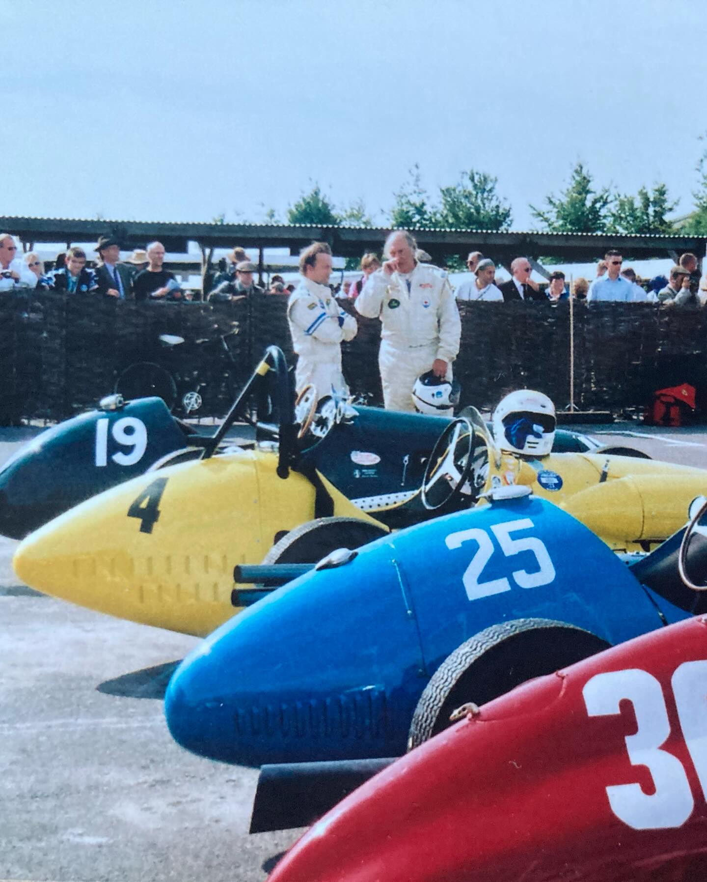 This time next week we’ll be getting ready to return to @goodwoodmotorcircuit for the Members’ Meeting. It’s a place that holds so many great memories for our family from racing the HWM in the 2009 Richmond Trophy, testing my first racing car - a 1969 Landar - to my father showing @96f1champ Damon Hill what it’s like to drive a 1950’s 500cc racing car. More great memories to be made next week! #hwm #landar #vintage #classiccars #racing #hgpca