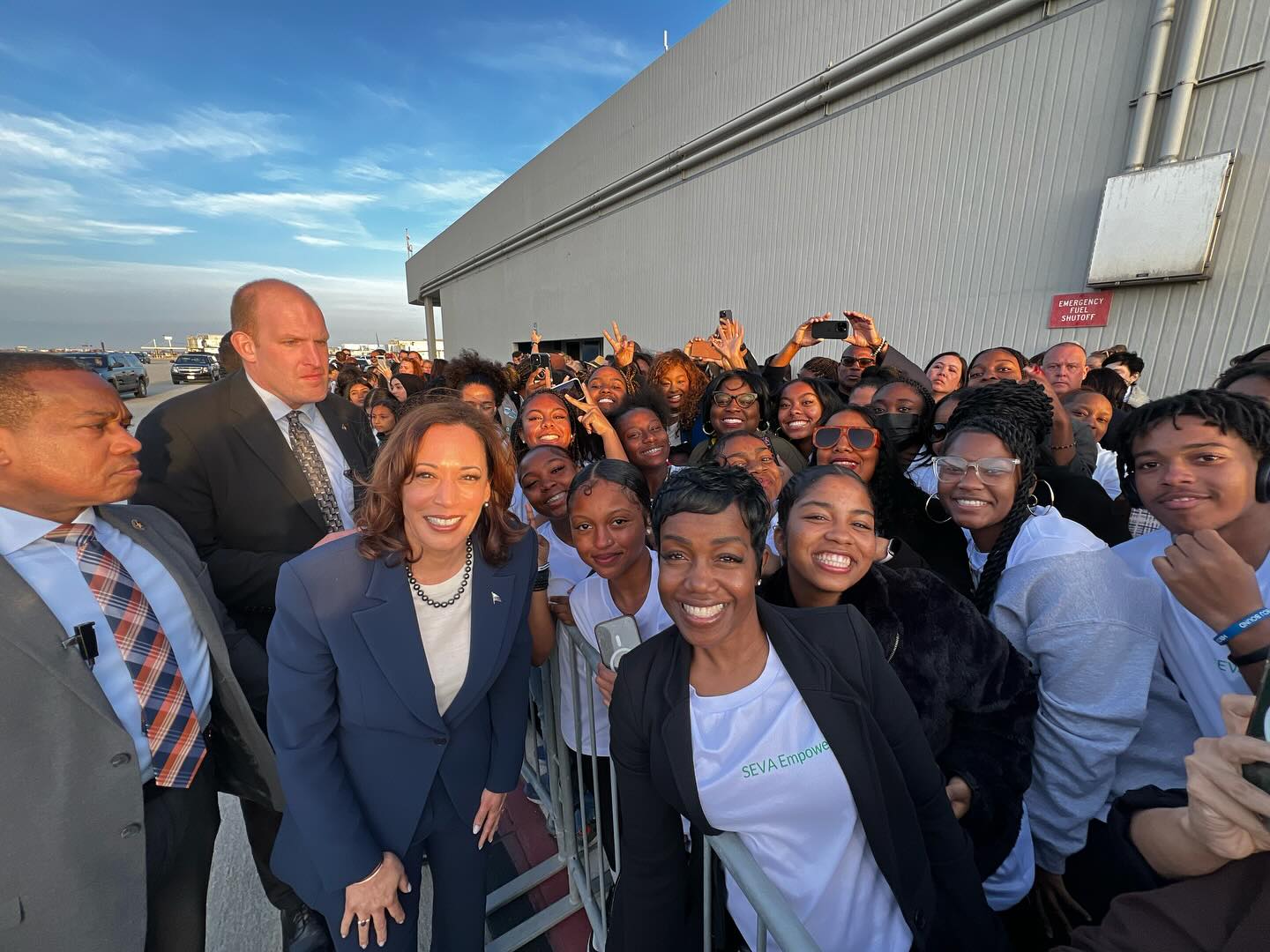 can you count how many smiles you see from our lovely Imagine Etiquette family 😁