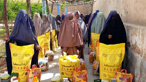 @sharedhumanityusa had its third food distribution in Kandahar, Afghanistan during the holy month of Ramadan.
This distribution was made possible by the contribution of the Nobel Foundation - we are forever grateful for their support so that we can continue to do great work!