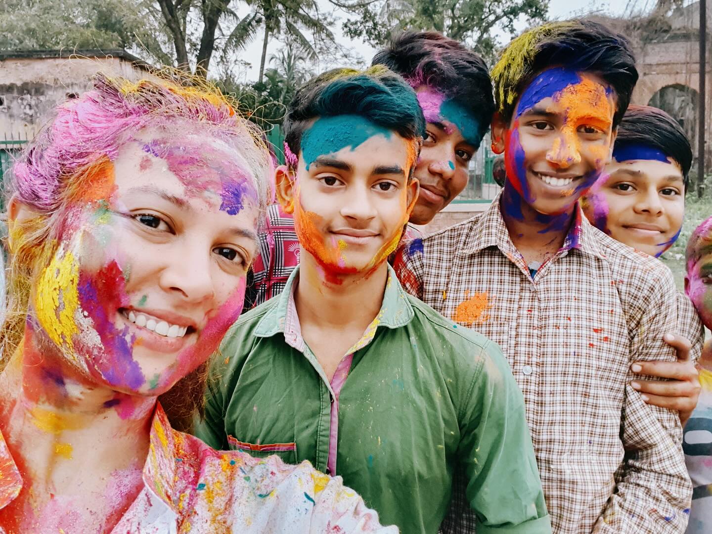 Celebrating Holi with our cruise guests and our students from the school we support at Baranagar village, on the Ganges.
Holi is the festival of colours, love and spring and it also celebrates essentially, the triumph of good over evil 🧡
.
.
.
#holicelebration #holi2024 #abnrajmahal #gangesrivercruise #brahmaputrarivercruise #assambengalnavigation #lovewithabncruises #purelifeexperiences #consciousluxurytravel #rareindia #smallshipbigadventure #smallshipcruise #rivercruiseindia #rivercruising #rivercruisespecialist #rivercruiseexpert