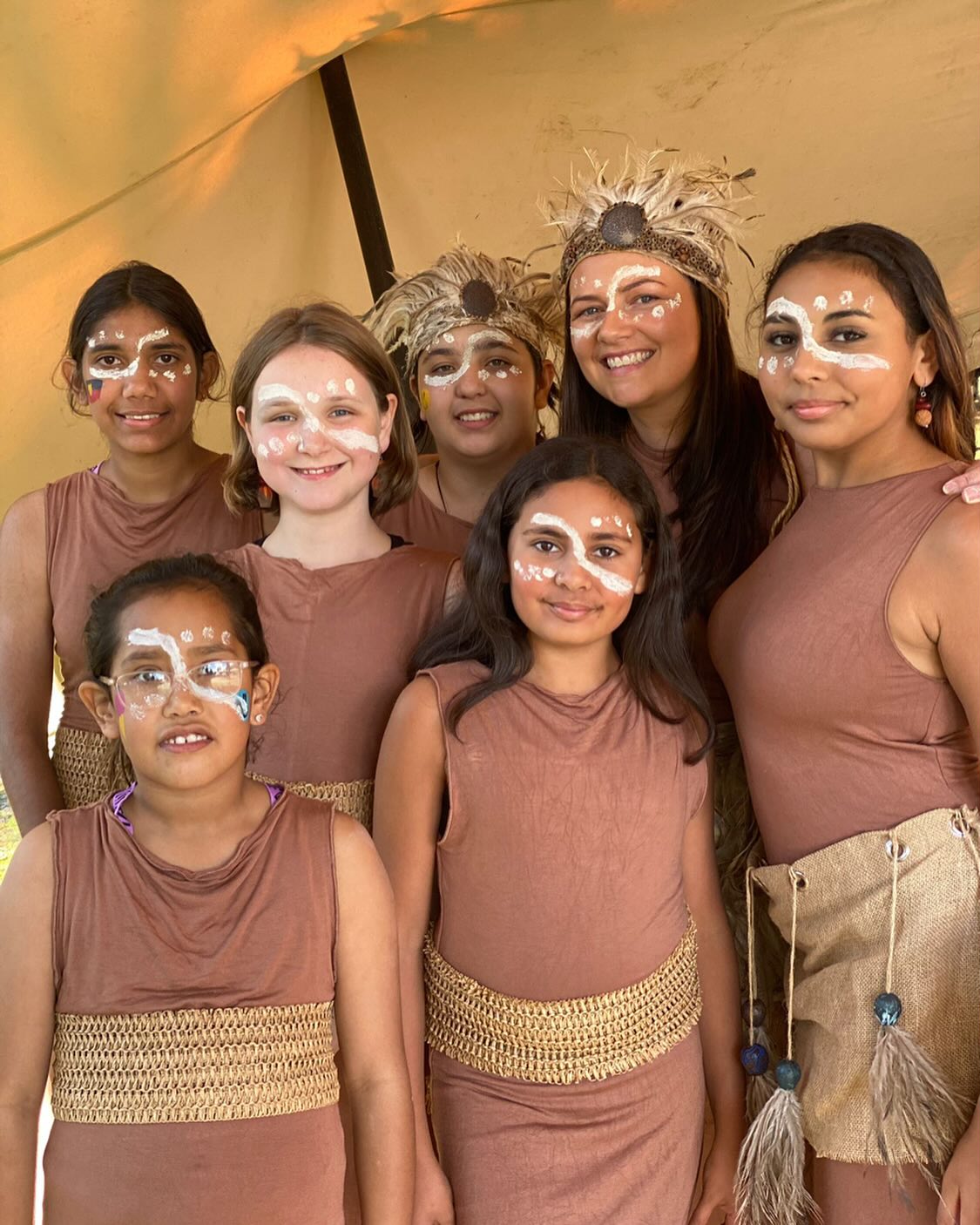 Ngargee Dancers @yourfest_foreveryone thanks to @artistsforkidsculture 🤎
#NgargeeDancers #boonwurrungcountry #dance #culture #art
