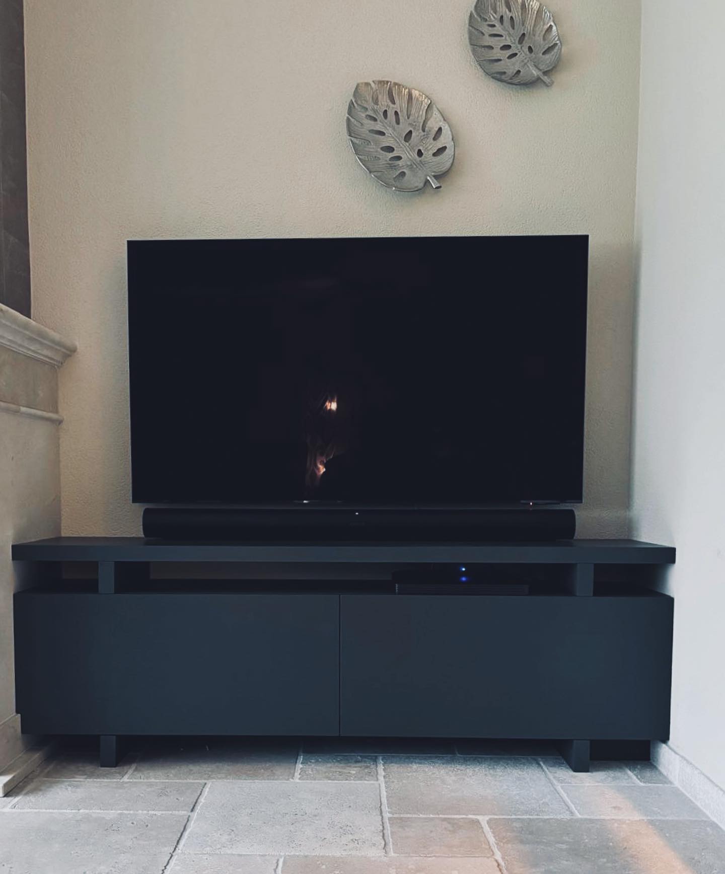 Weer een mooi tv-meubel afgeleverd!